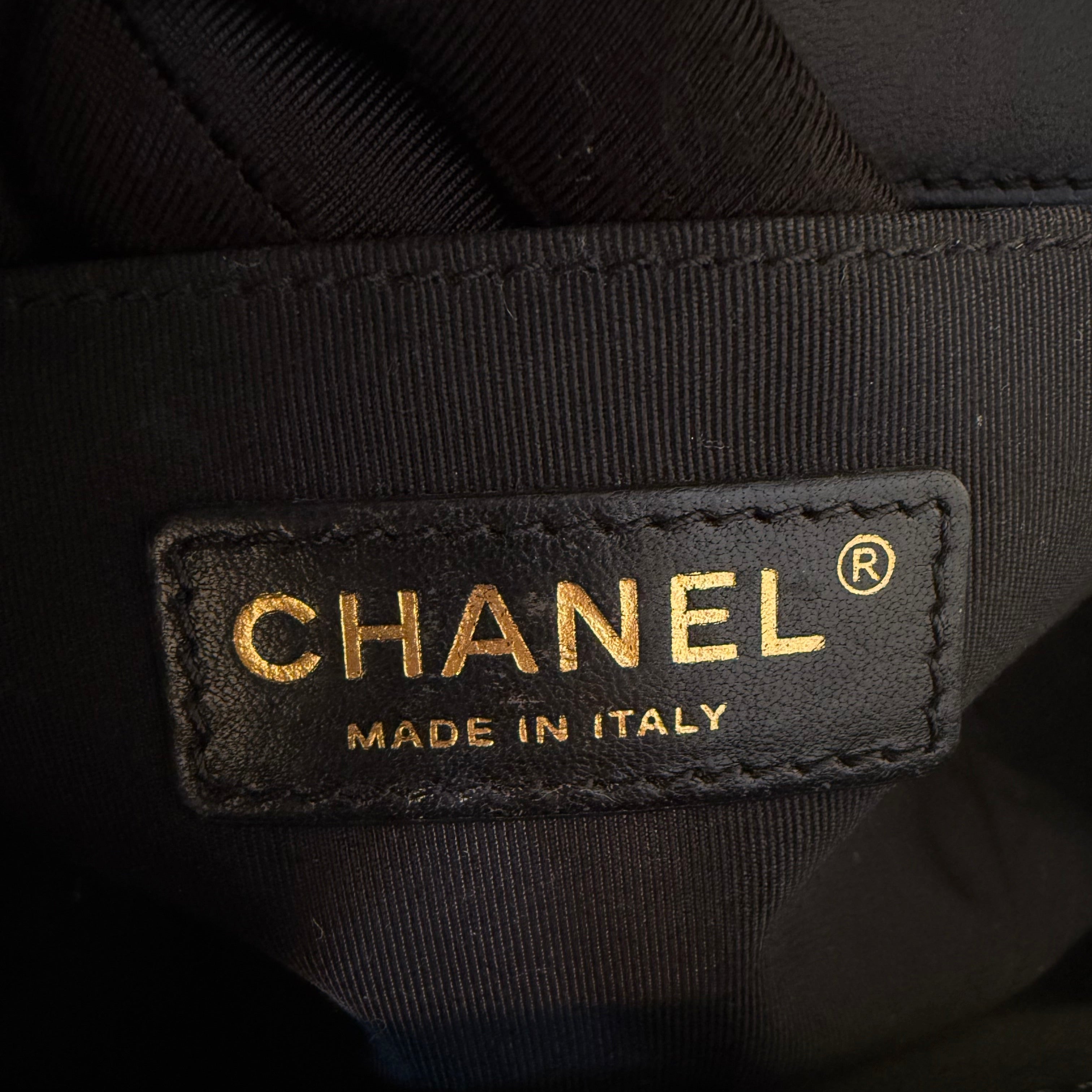 Chanel Boy Old Medium Black lambskin GHW