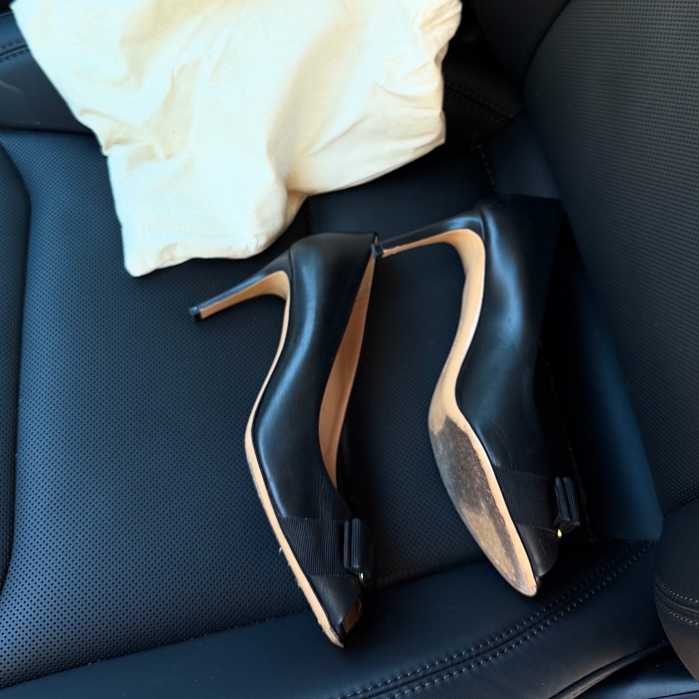 Salvatore Ferragamo Vara Black Leather Heels 9cm