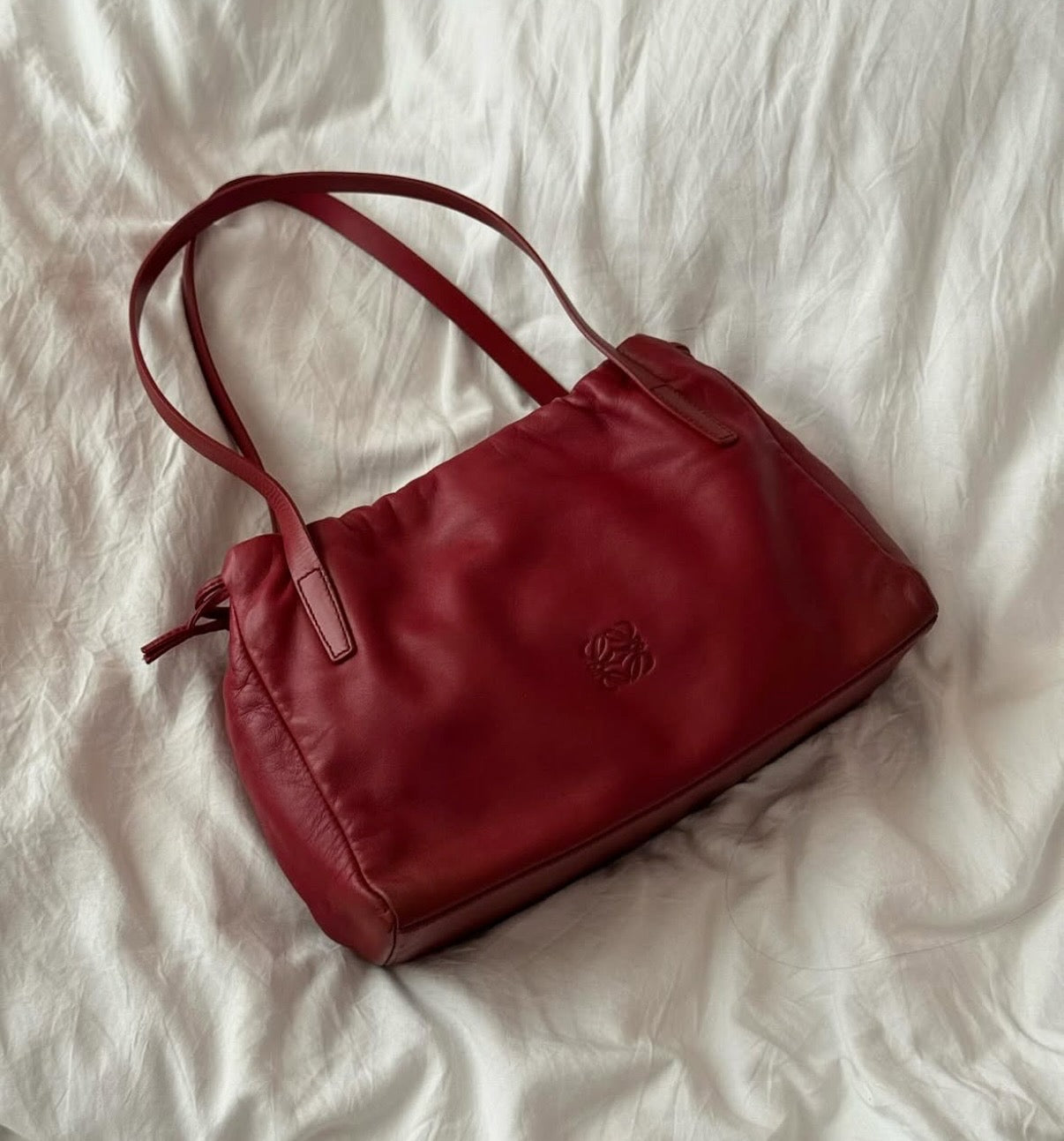 Loewe Vintage Drawstring Shoulder Bag - Red Leather