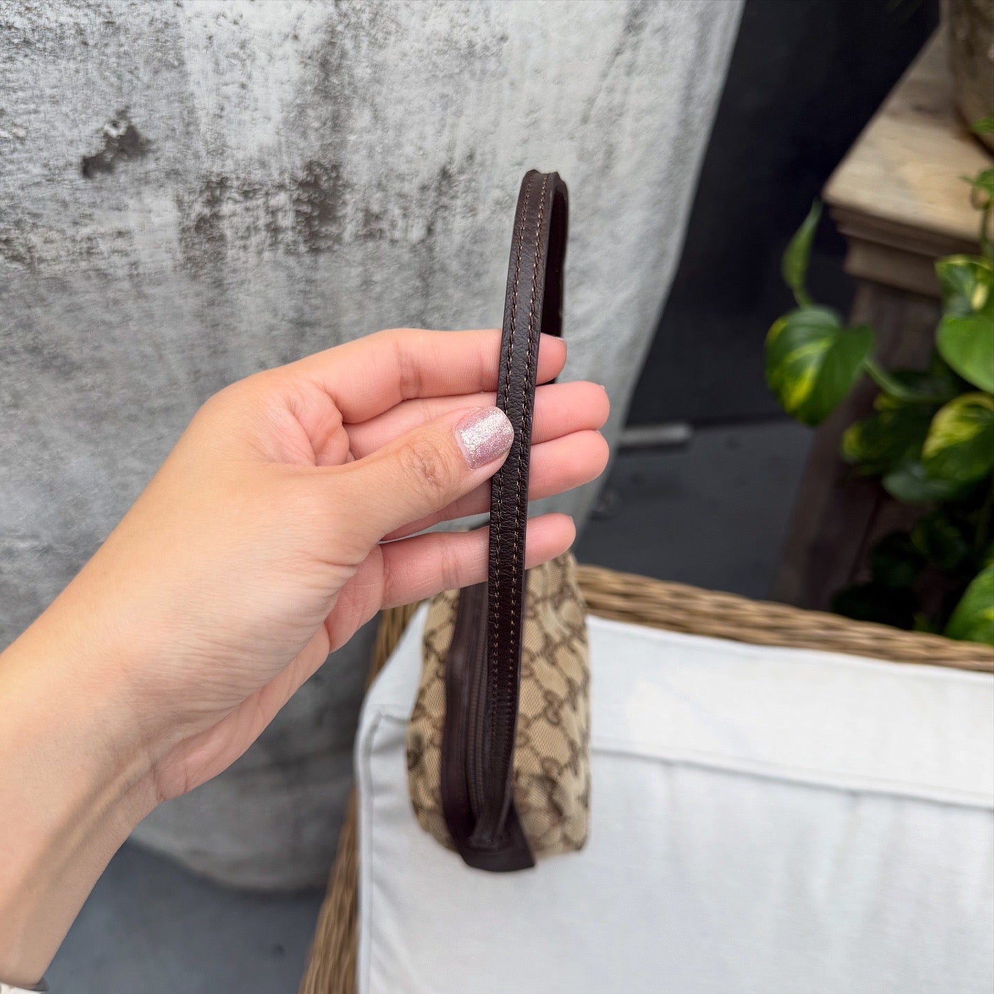 Gucci Pochette GG Canvas Mini