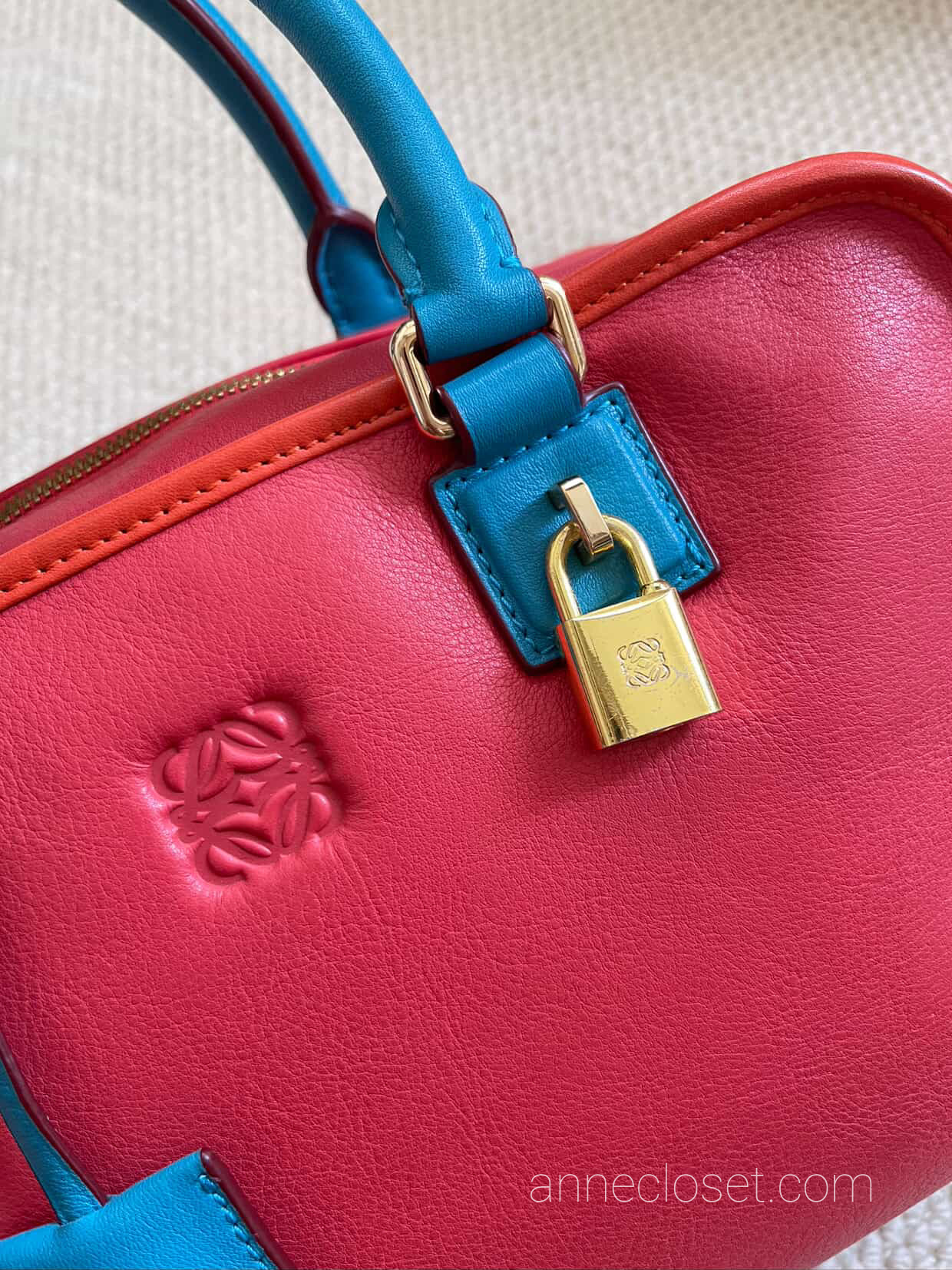 LOEWE AMAZONA Red and Blue