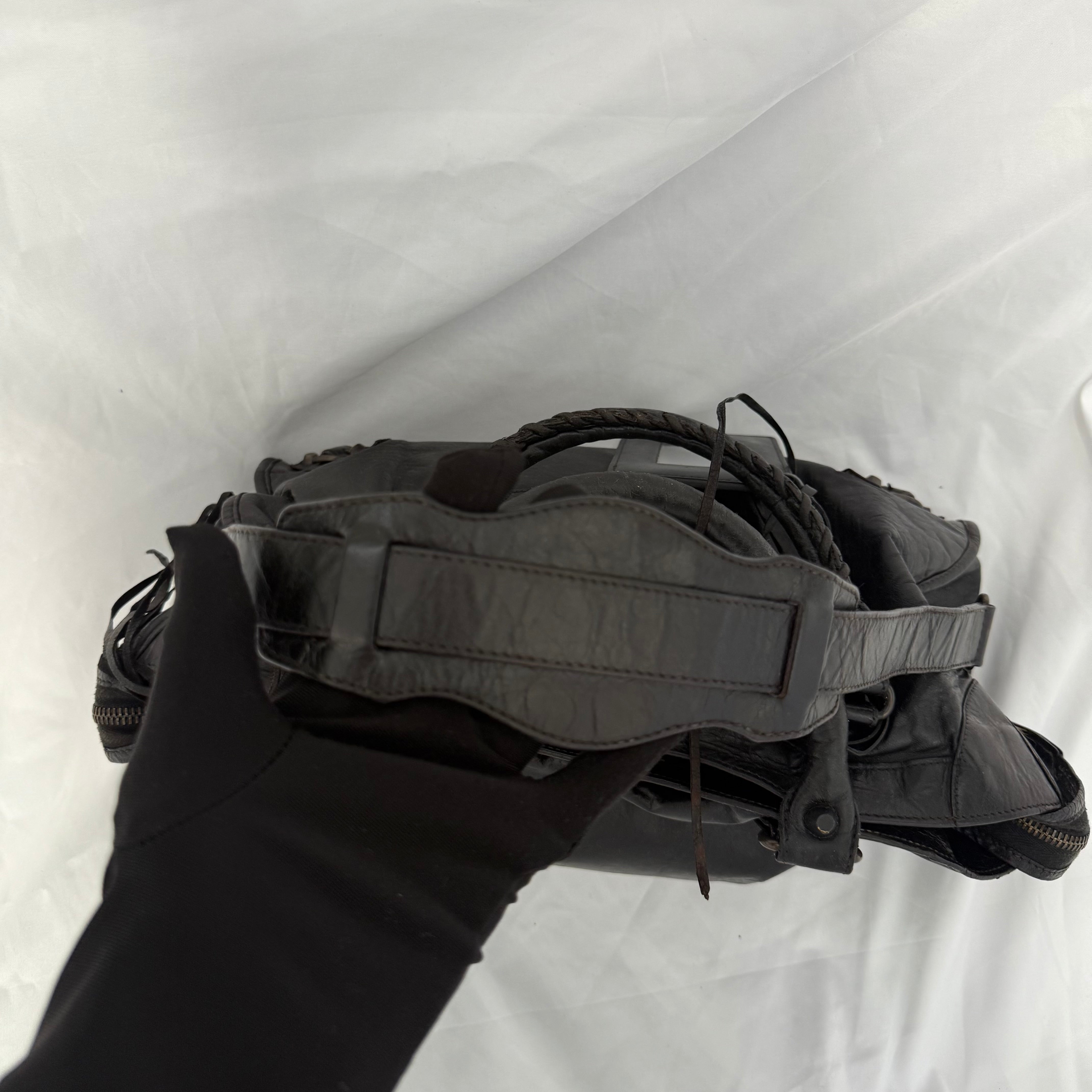 Balenciaga Le City Bag Medium in Black