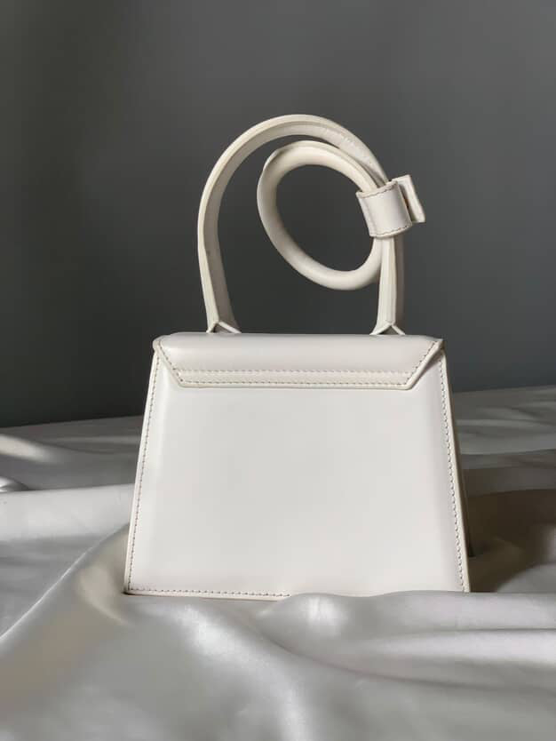 JACQUEMUS The knot Chiquito