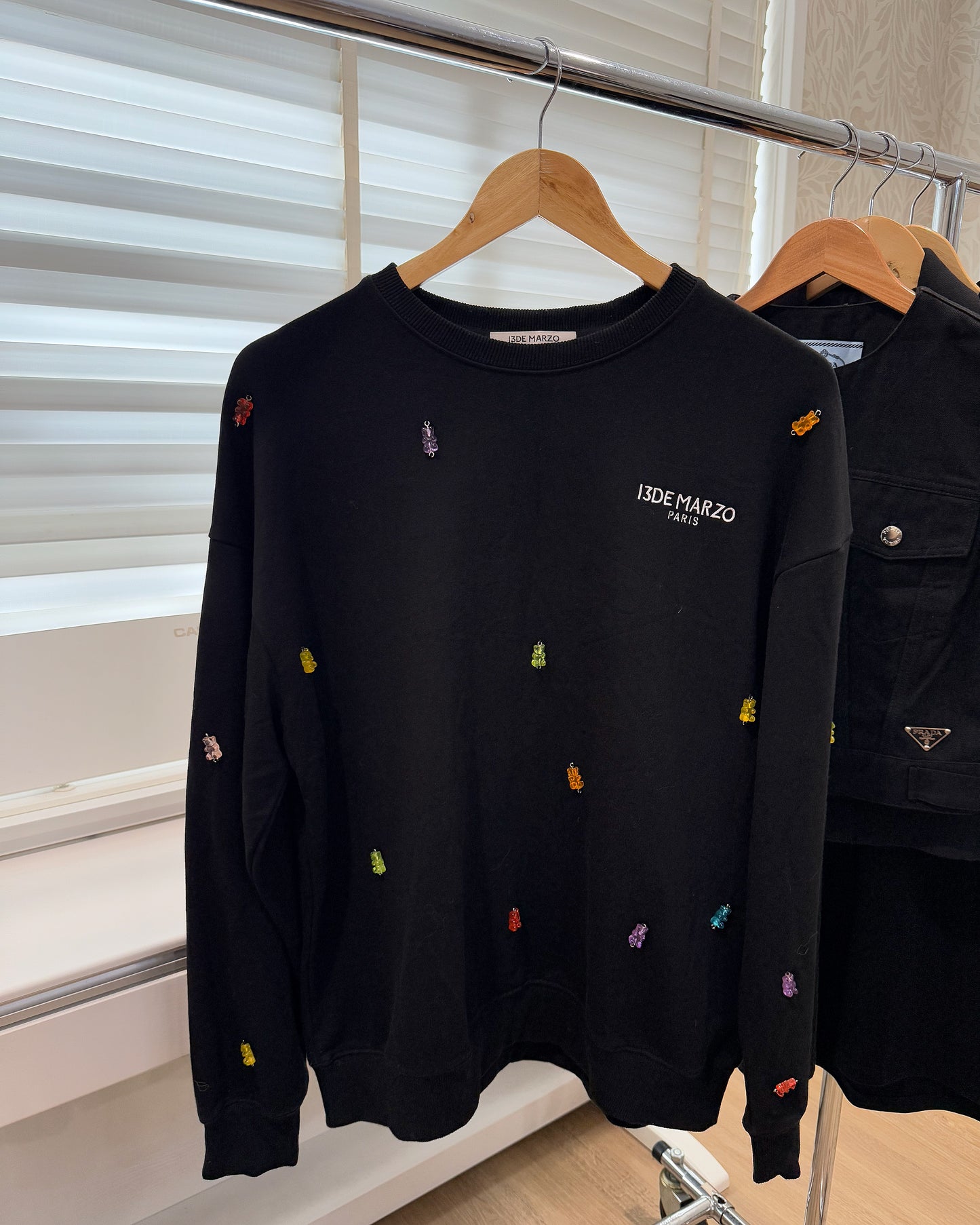 13De Marzo Gummy Bears Cover Sweater Black
