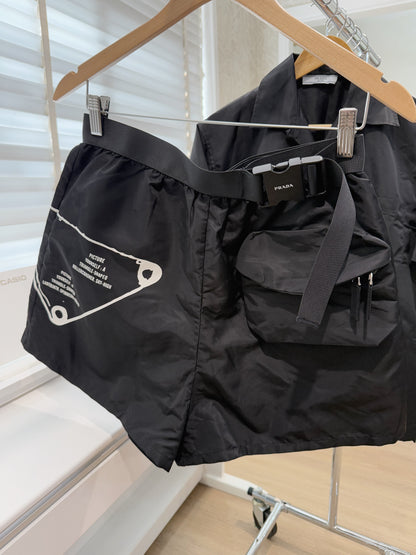PRADA SHORT RE-NYLON EXTRA POCKET WITH BELT