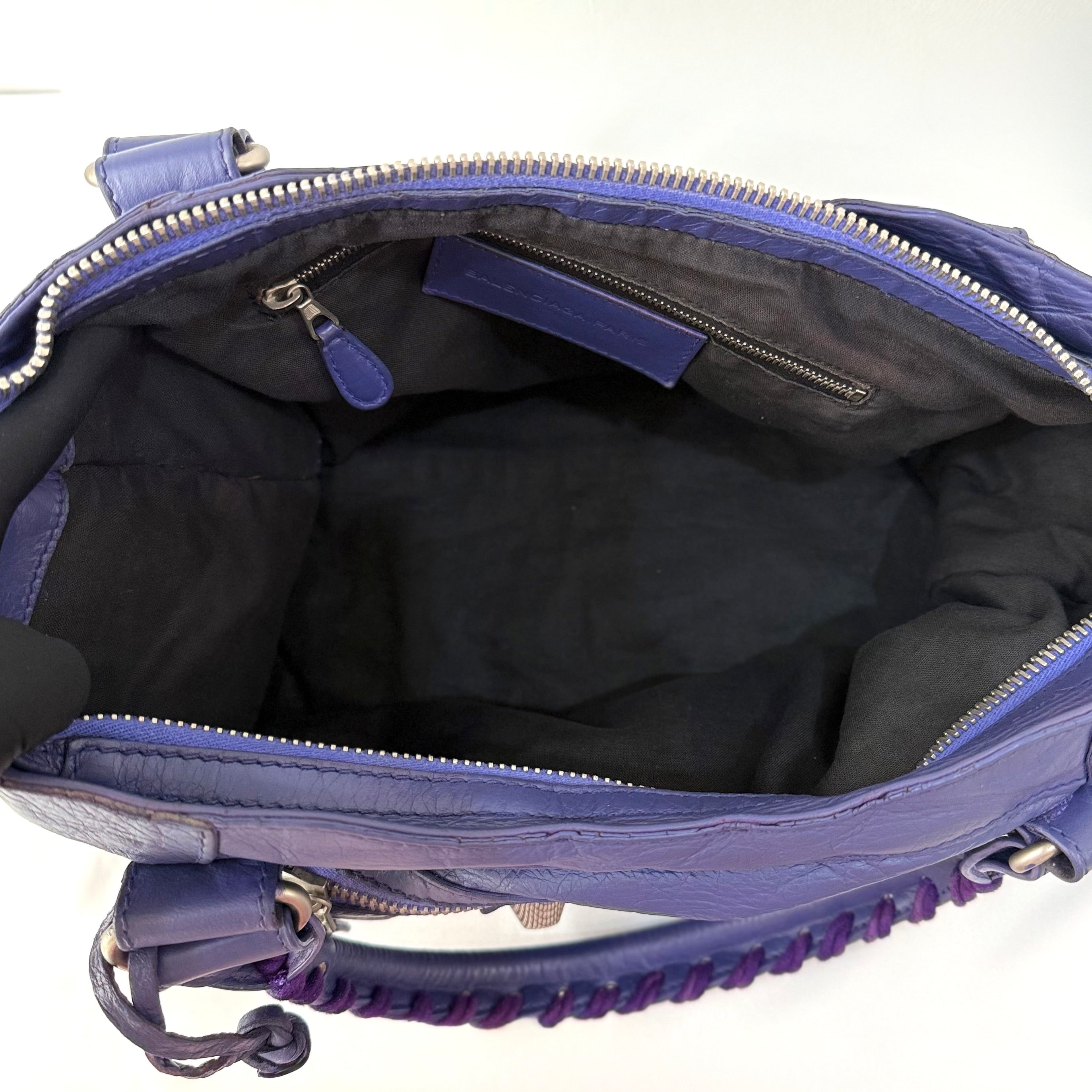 Balenciaga City Giant Studs Bag Leather Medium