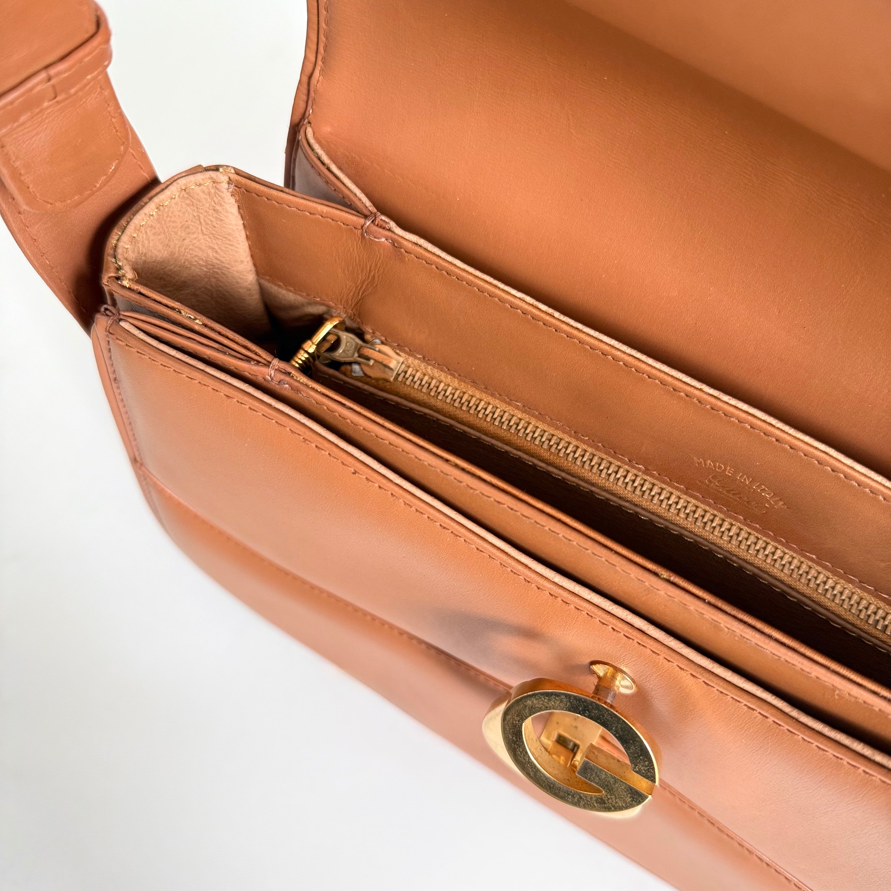 Gucci Vintage Brown Leather Bag