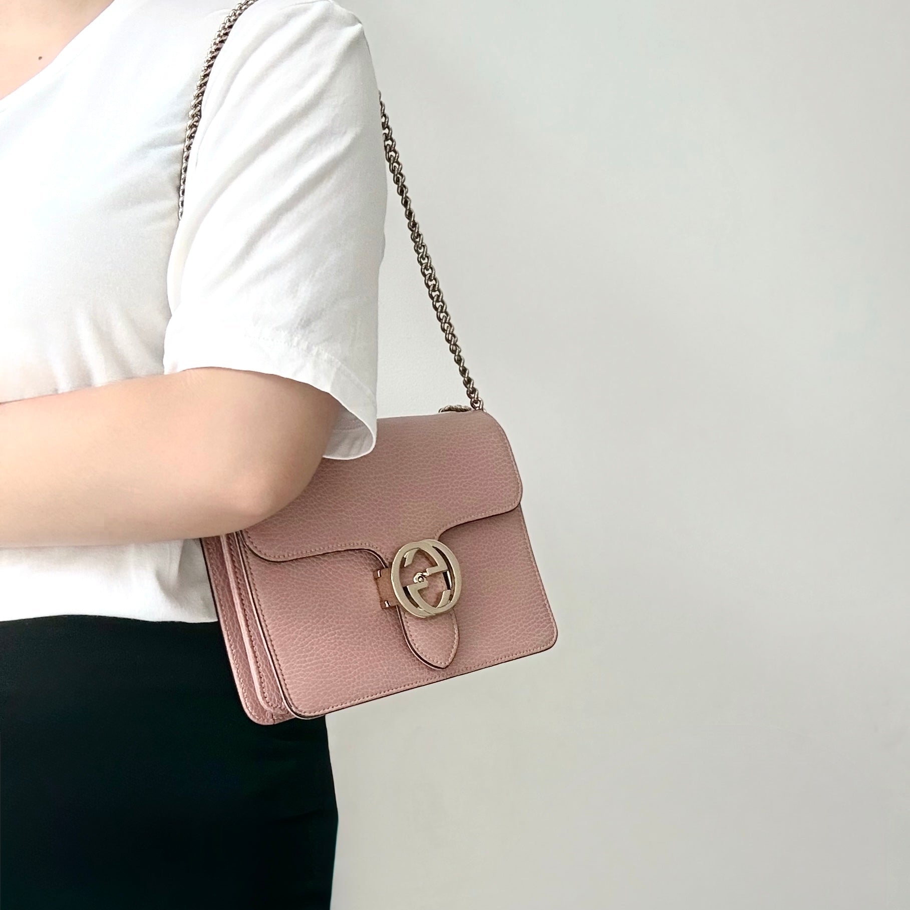 Gucci Interlocking G Chain Shoulder Bag Calfskin Leather – Pink