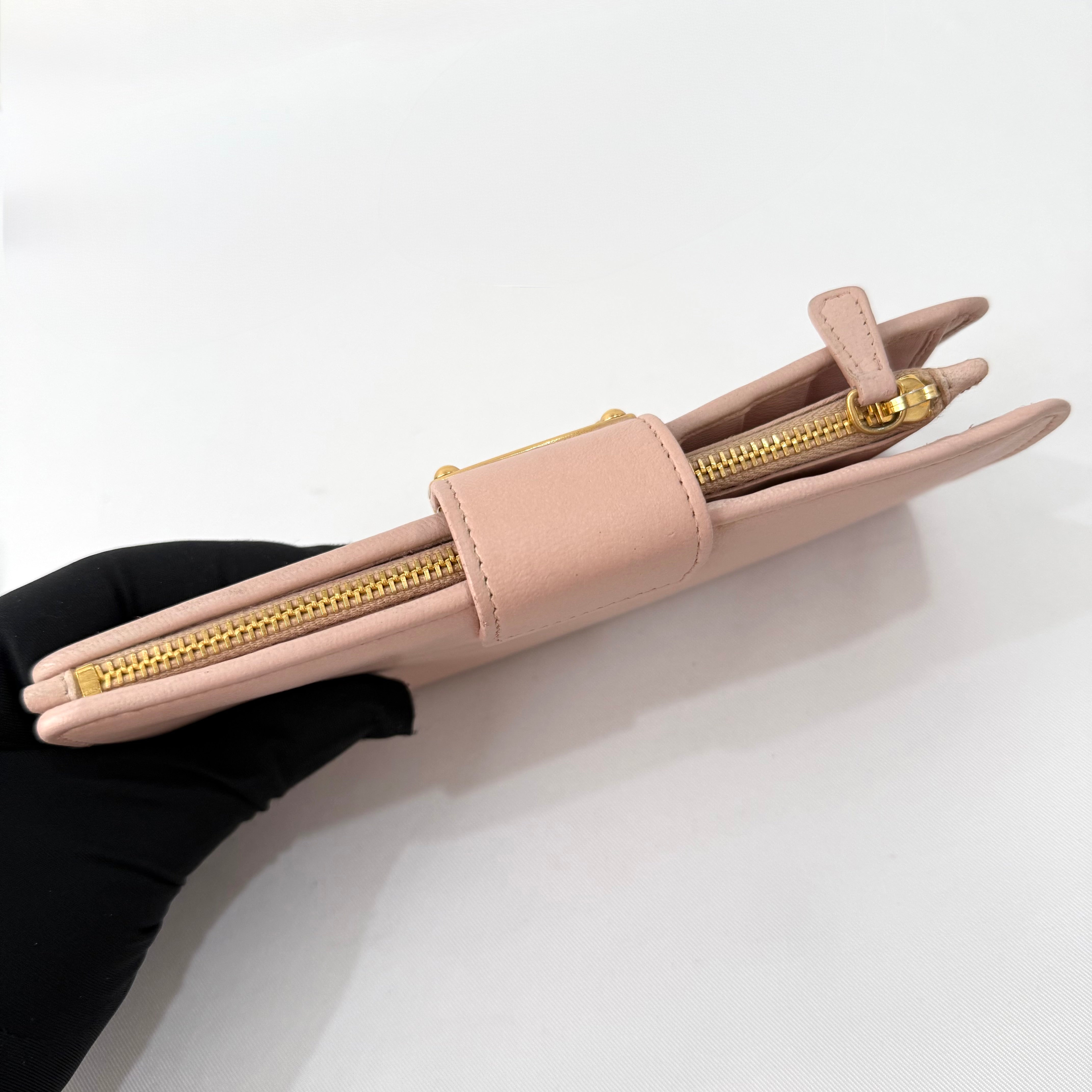 Miu Miu Vitello Lux Leather Pink Wallet