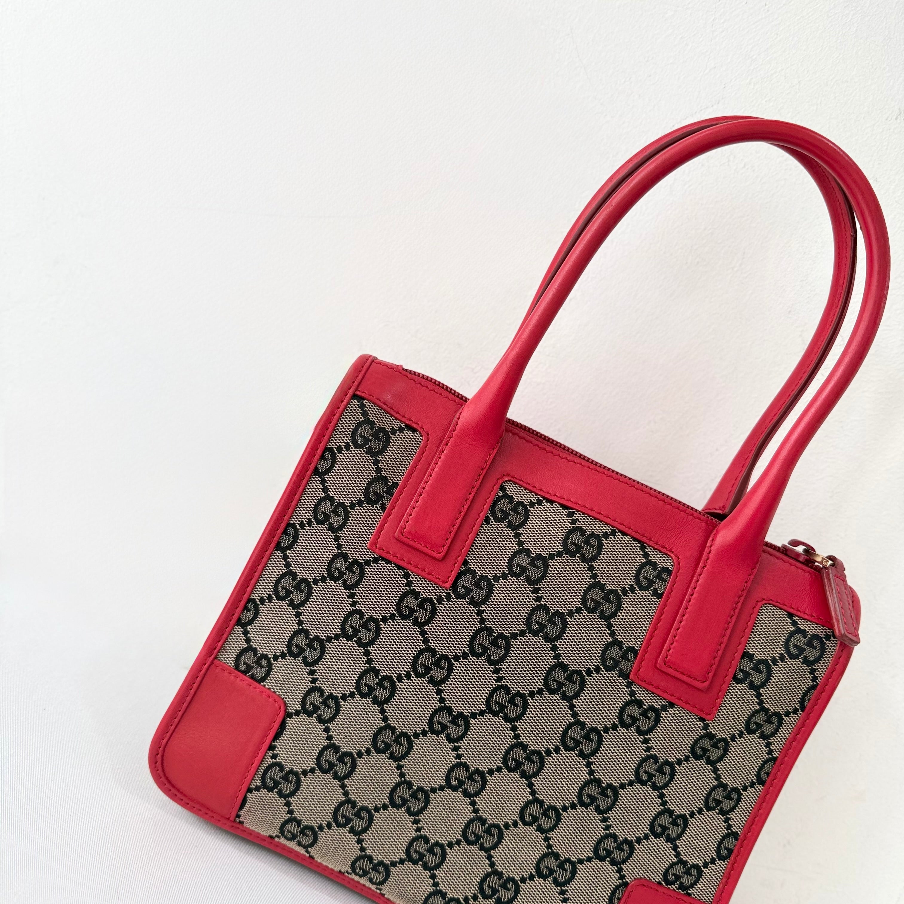 Gucci Red GG Canvas handbag