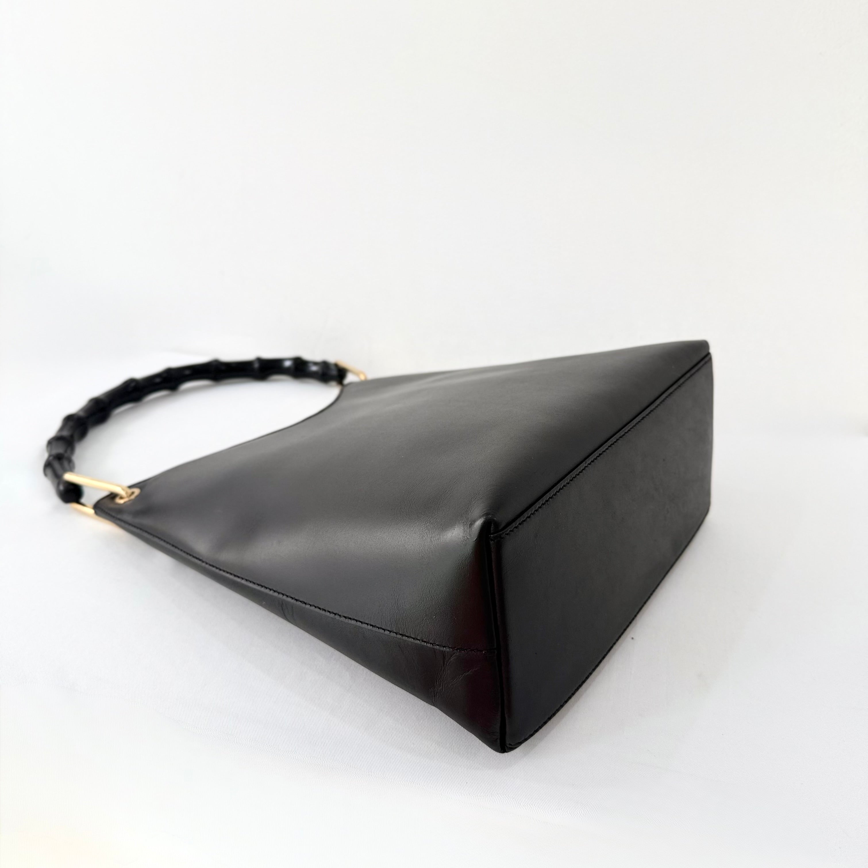 Gucci Bamboo Shoulder Bag in Black Leather