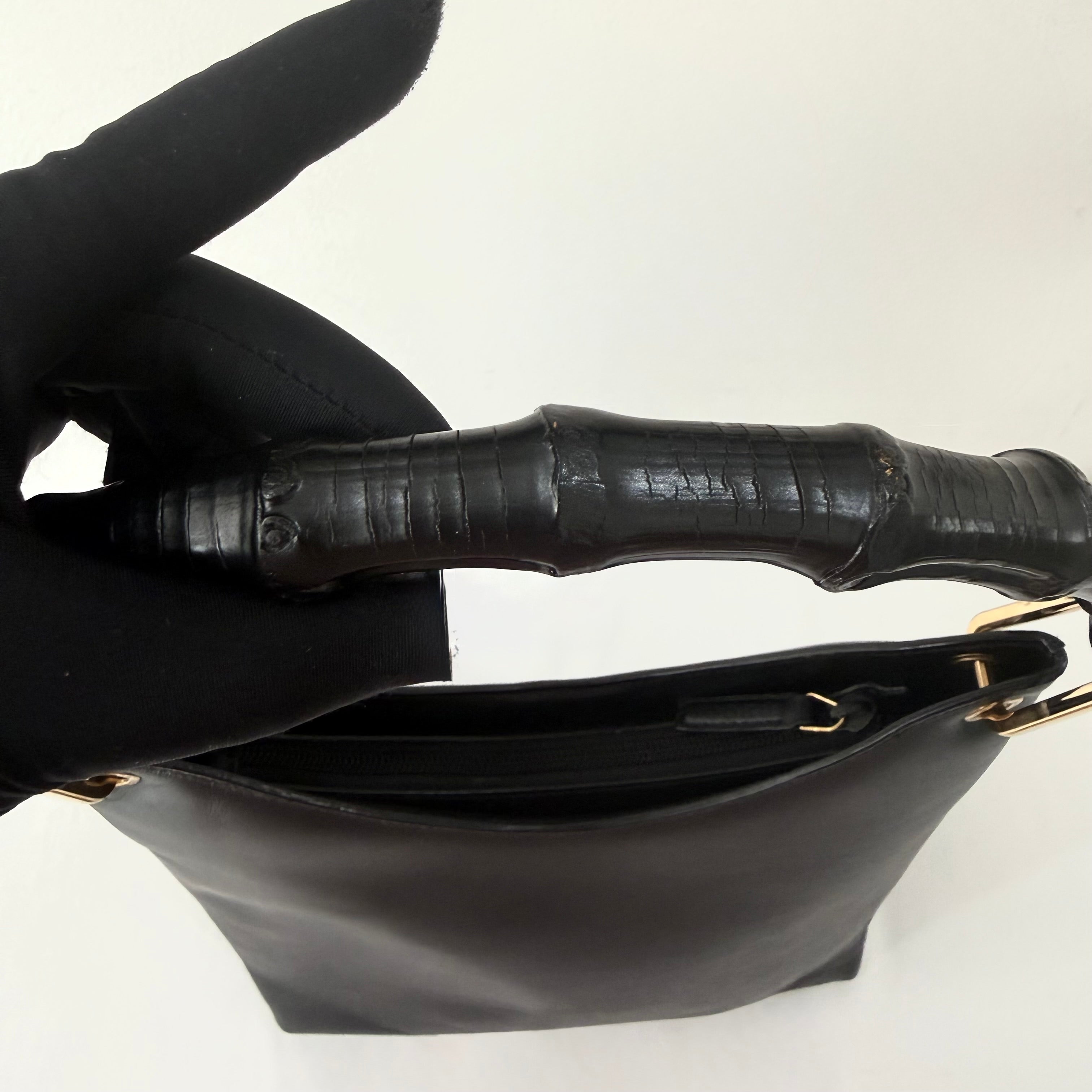 Gucci Bamboo Shoulder Bag in Black Leather