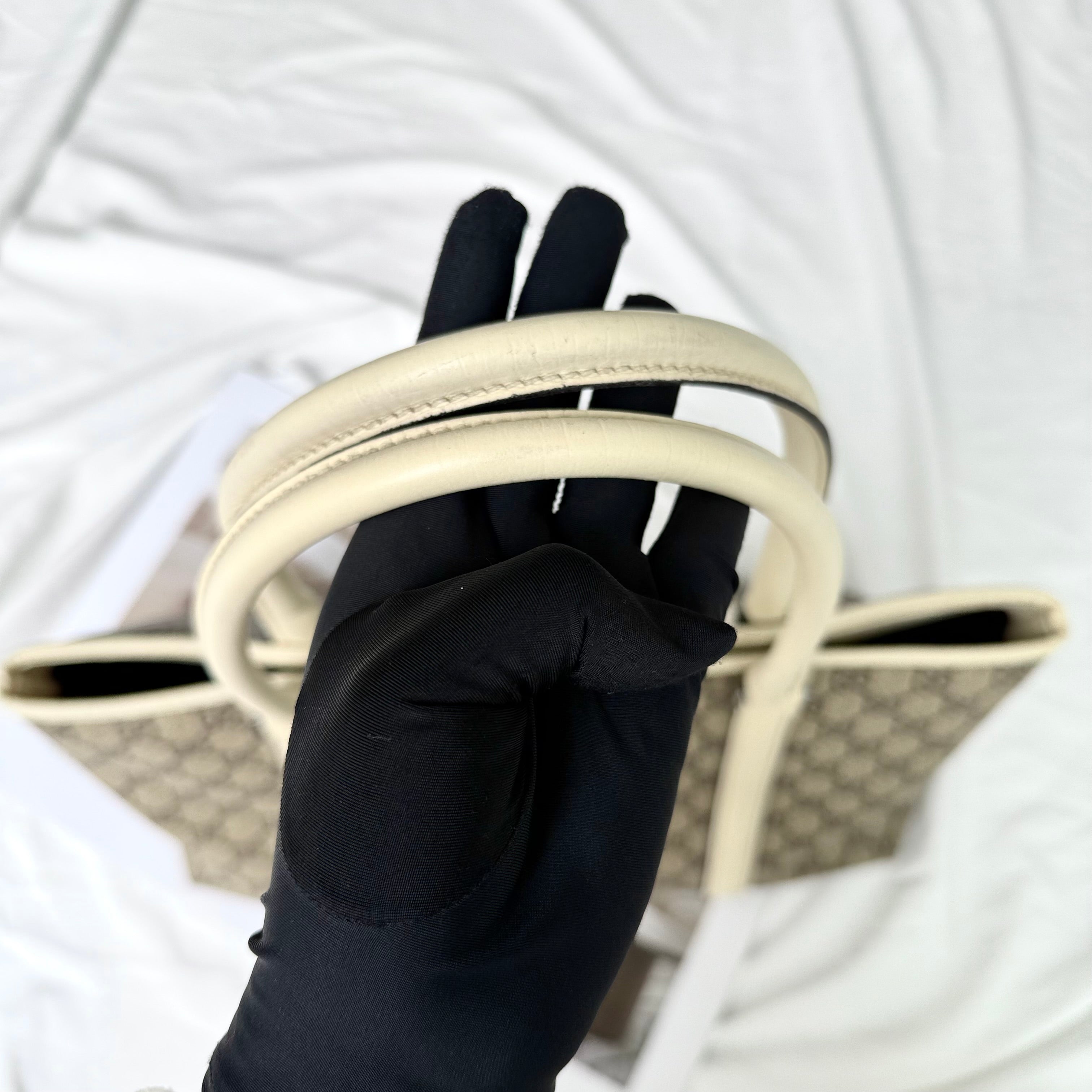 Gucci GG Supreme Joy Tote