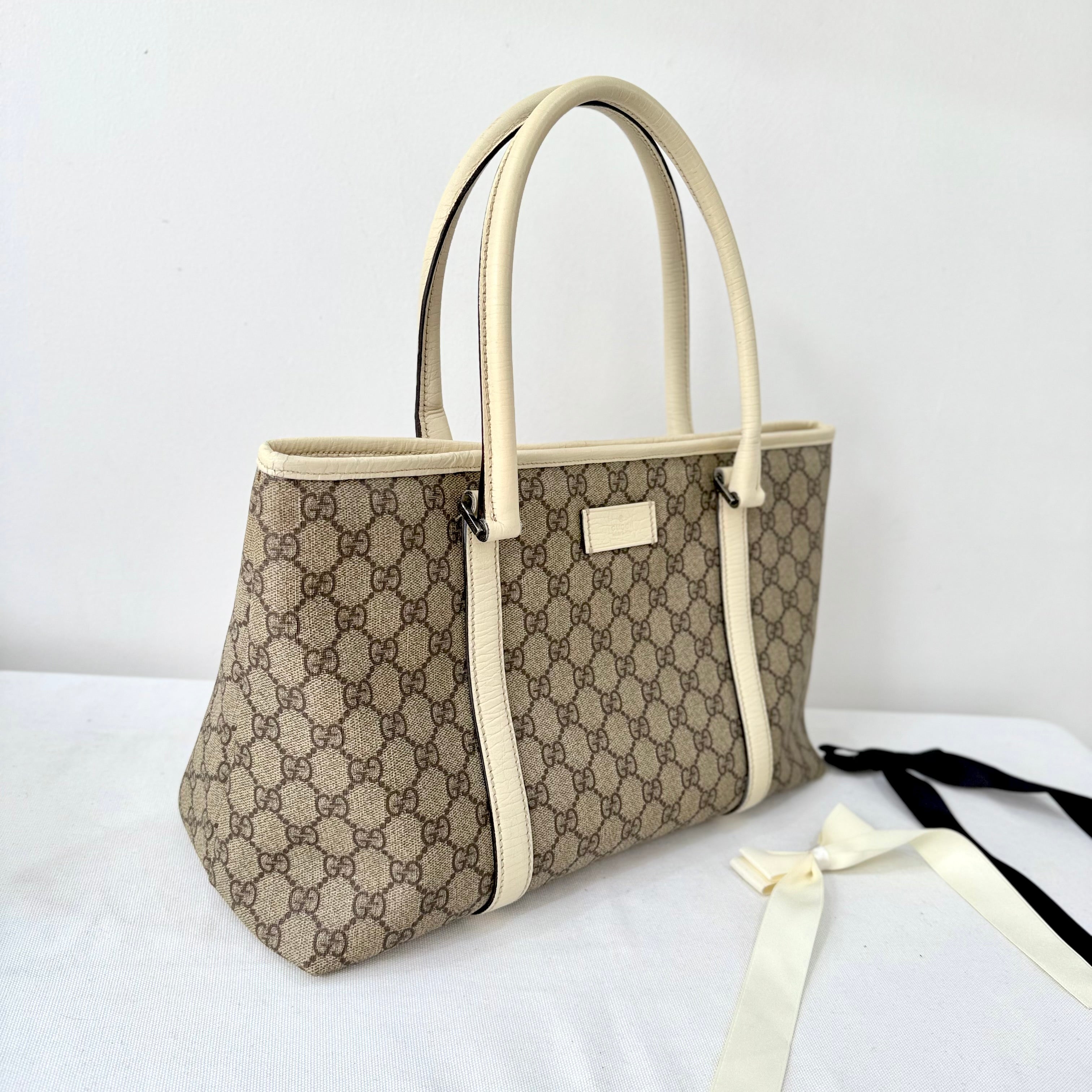 Gucci GG Supreme Joy Tote