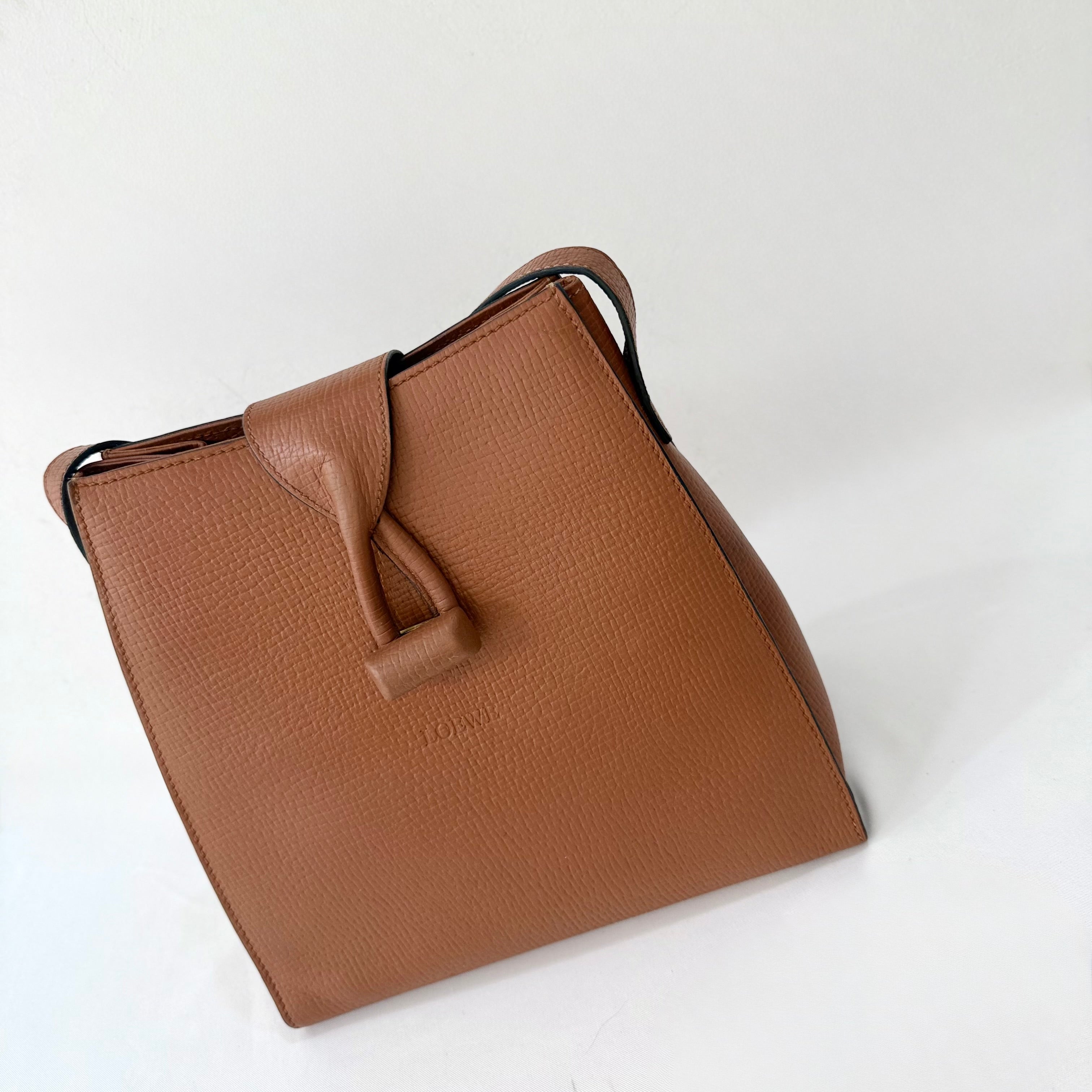Loewe Textured Leather Toe Bag - Brown