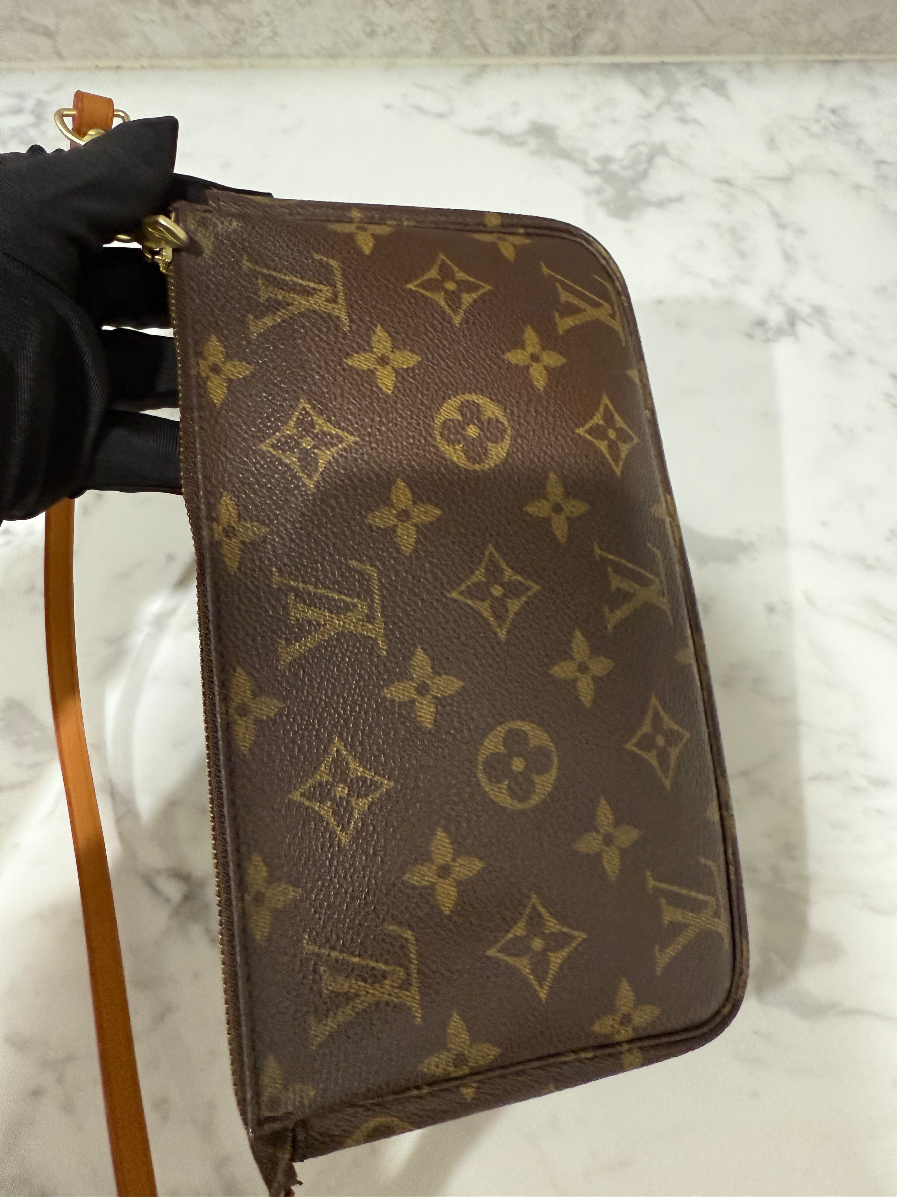 Louis Vuitton Pochette Accessories Monogram