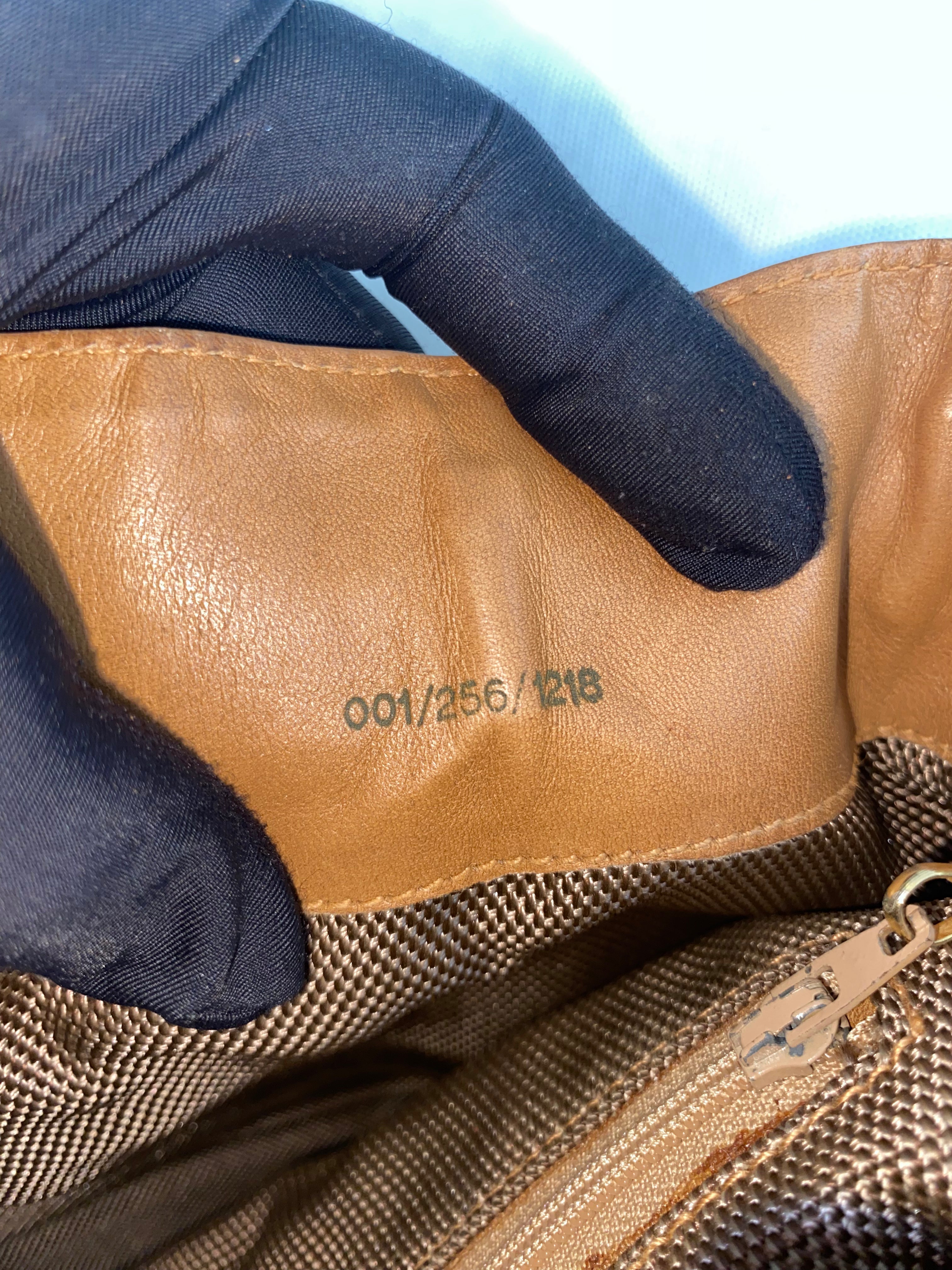 Gucci Vintage Drawstring Bucket Bag