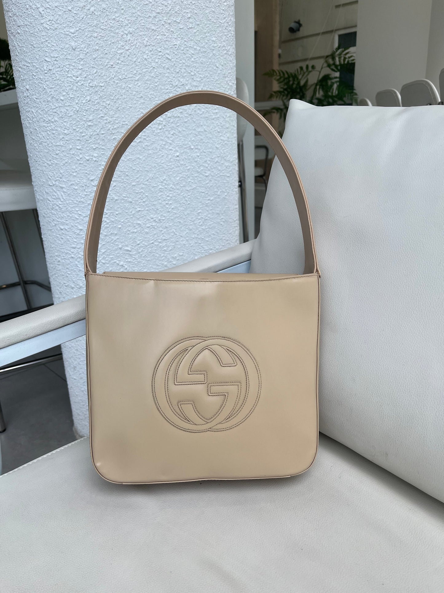 GUCCI Shoulder Bag Enamel Beige Patent Leather