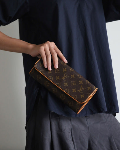 Louis Vuitton Monogram Pochette Crossbody Bag