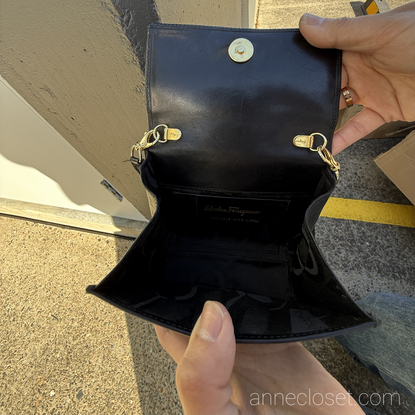 Salvatore Ferragamo Crossbody Bag Black Leather