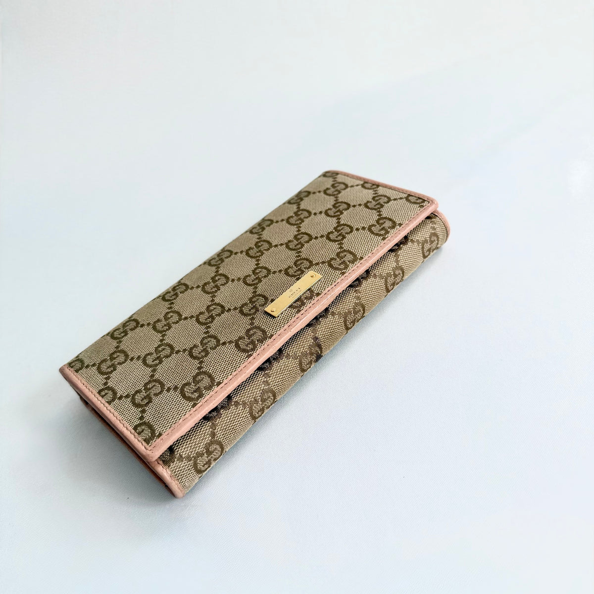 Gucci GG Monogram Canvas Continental Wallet on Chain