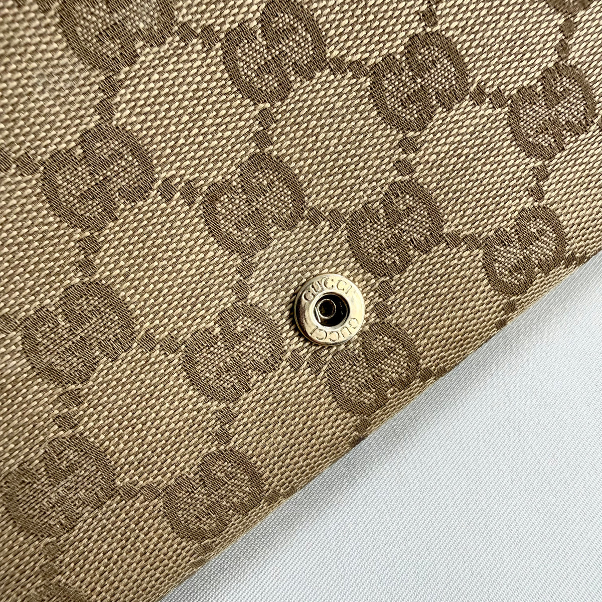 Gucci GG Monogram Canvas Continental Wallet on Chain