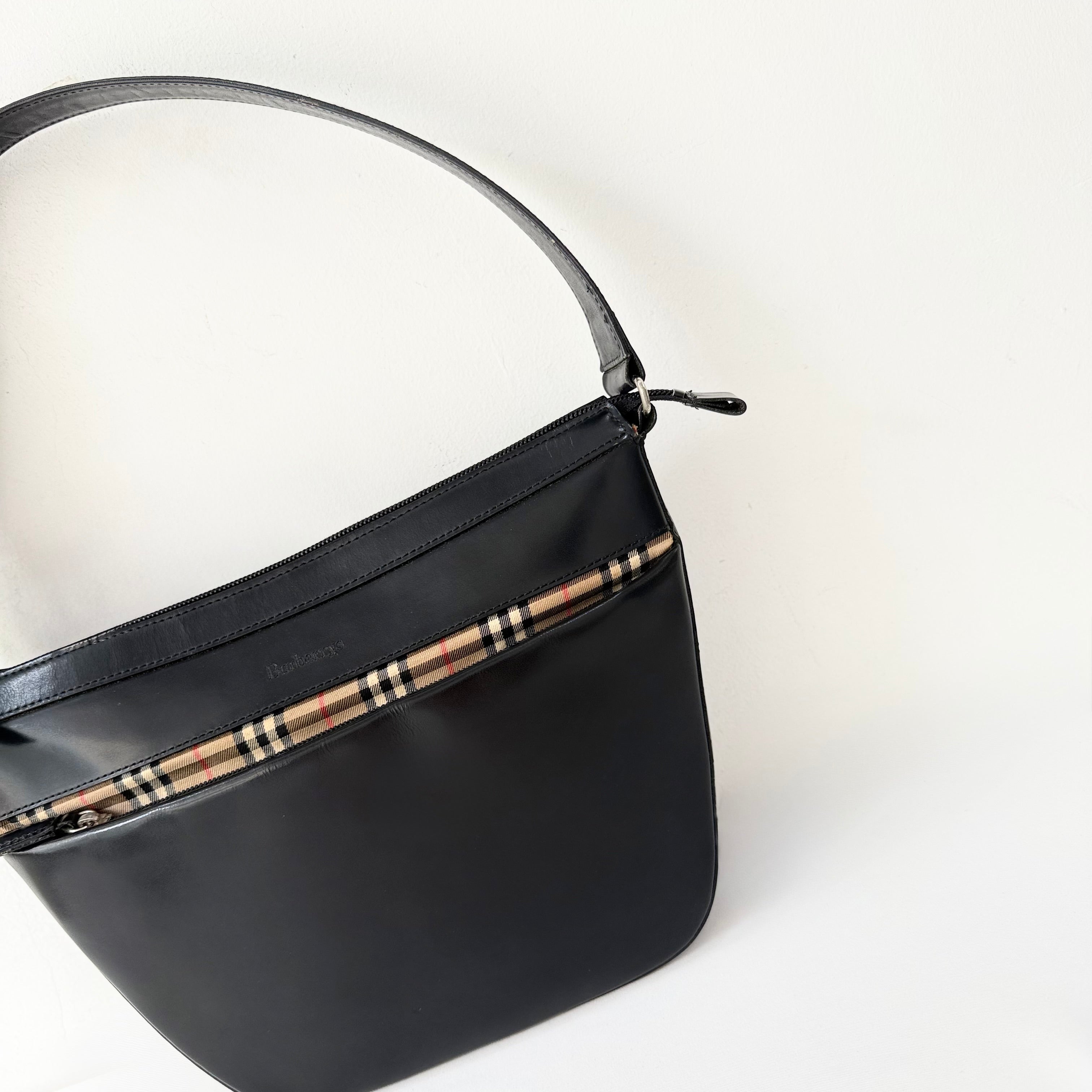 Burberry house check trimmed leather shoulder bag