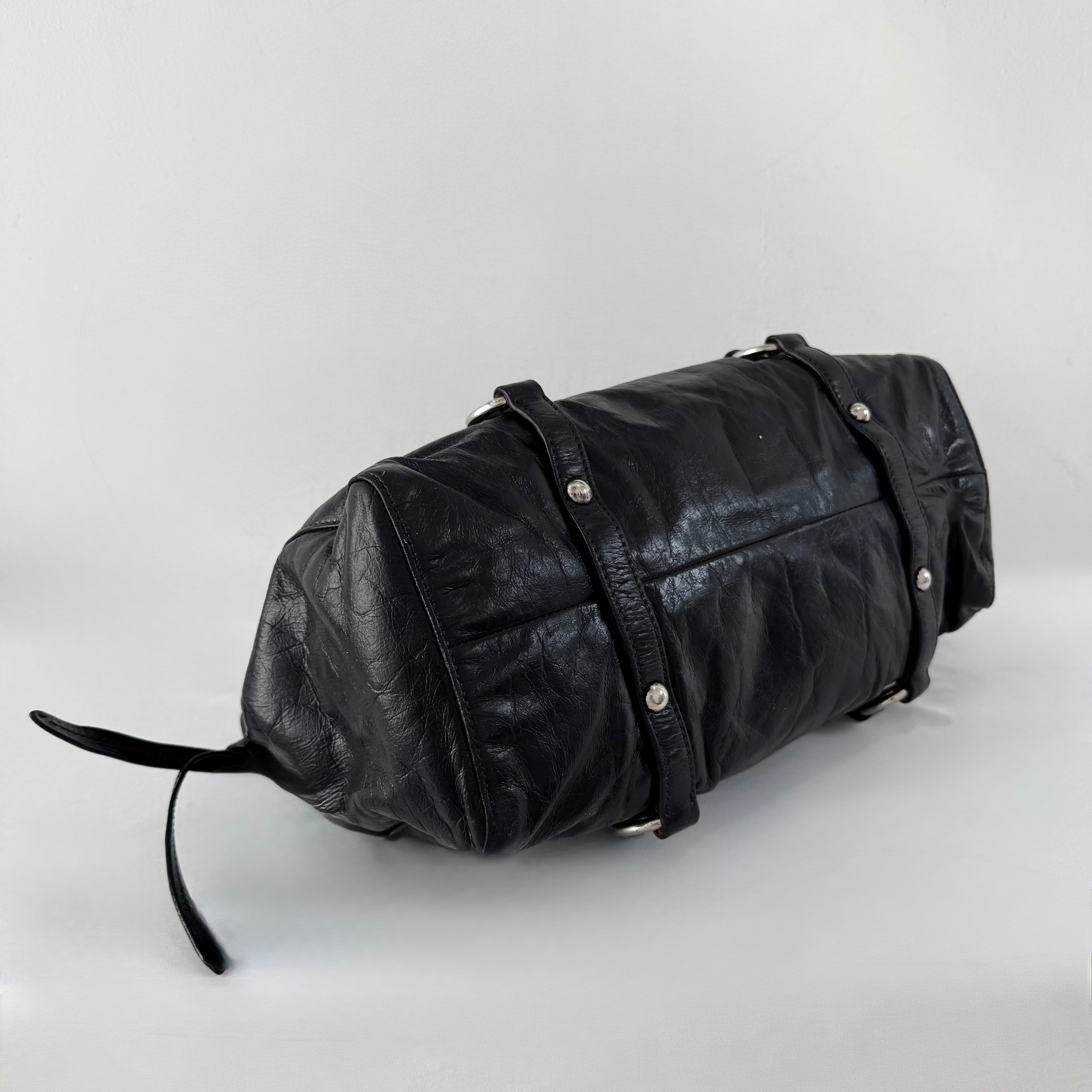 (RESERVE) Miu Miu Vitello Lux Gathered Tote Black