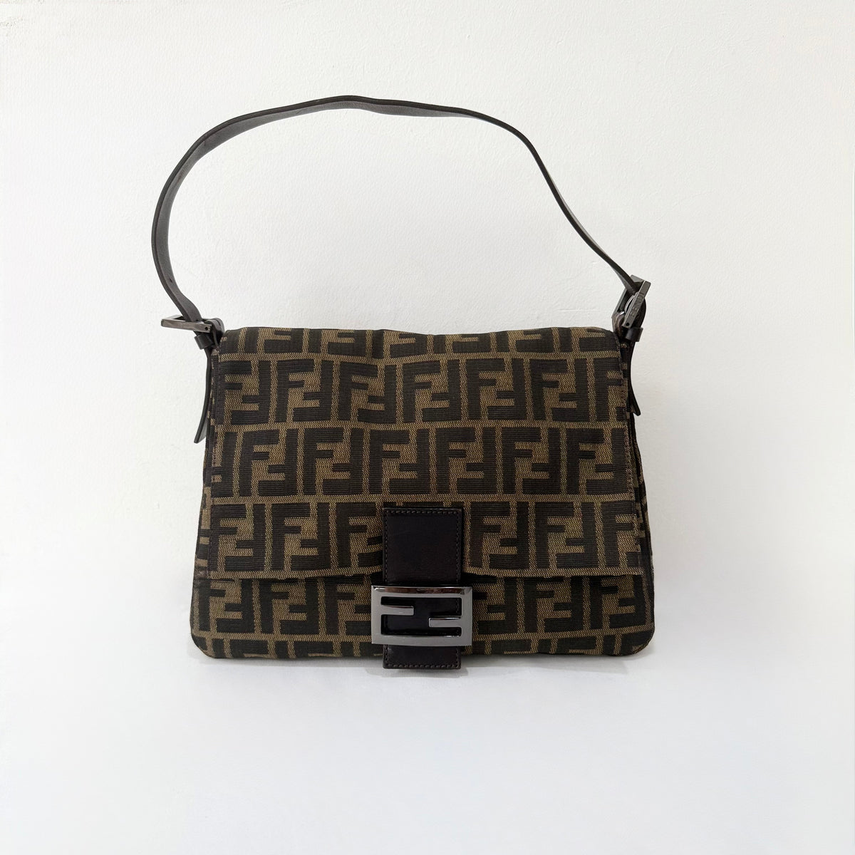 Fendi Zucca Mamma Baguette bag canvas brown