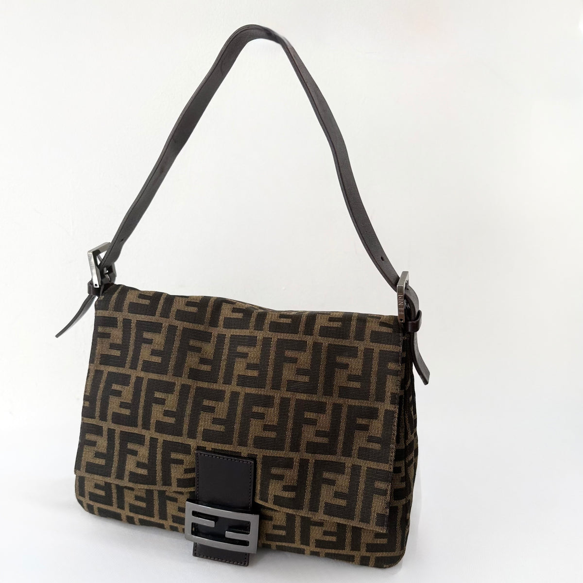 Fendi Zucca Mamma Baguette bag canvas brown