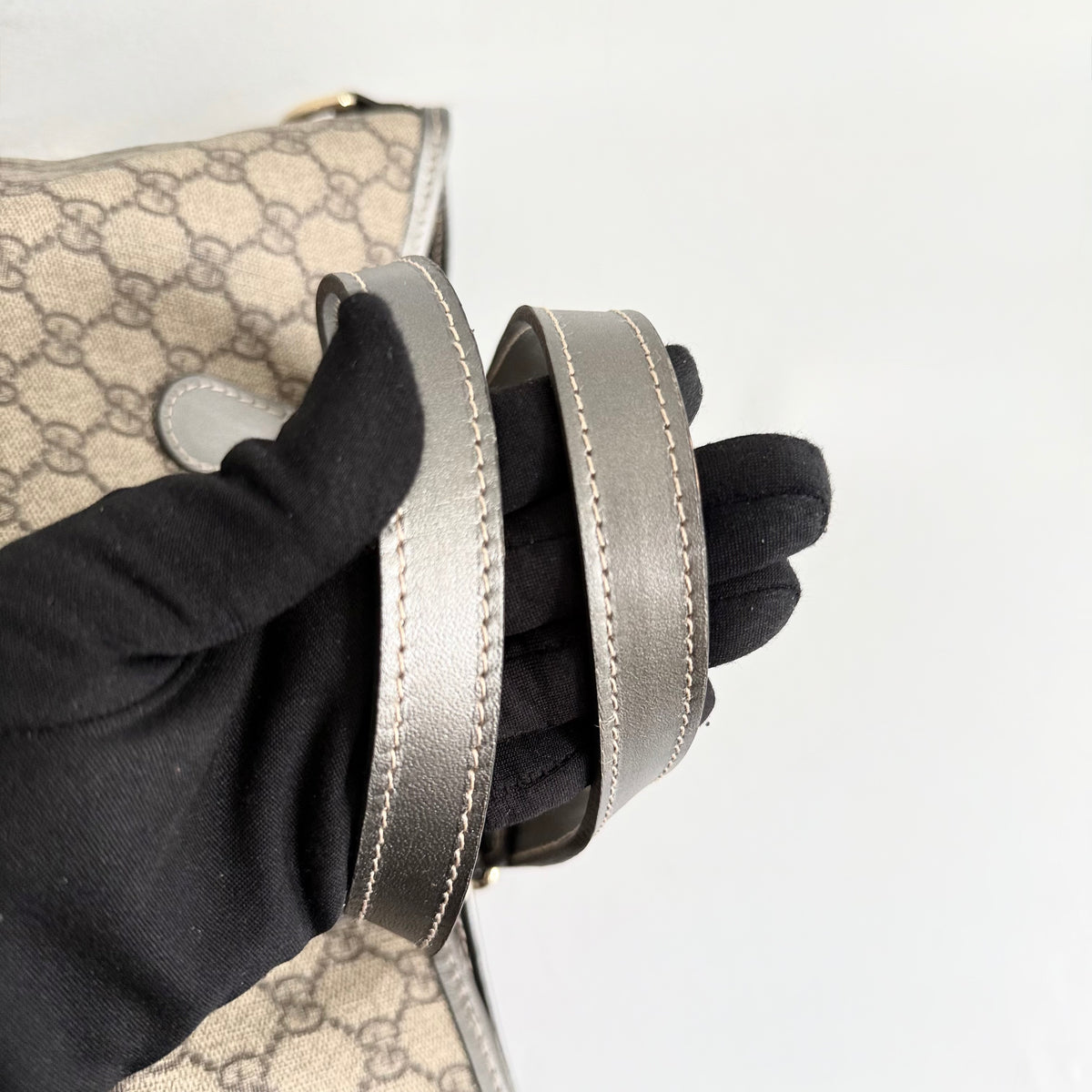 GUCCI GG Supreme Tote Bag 