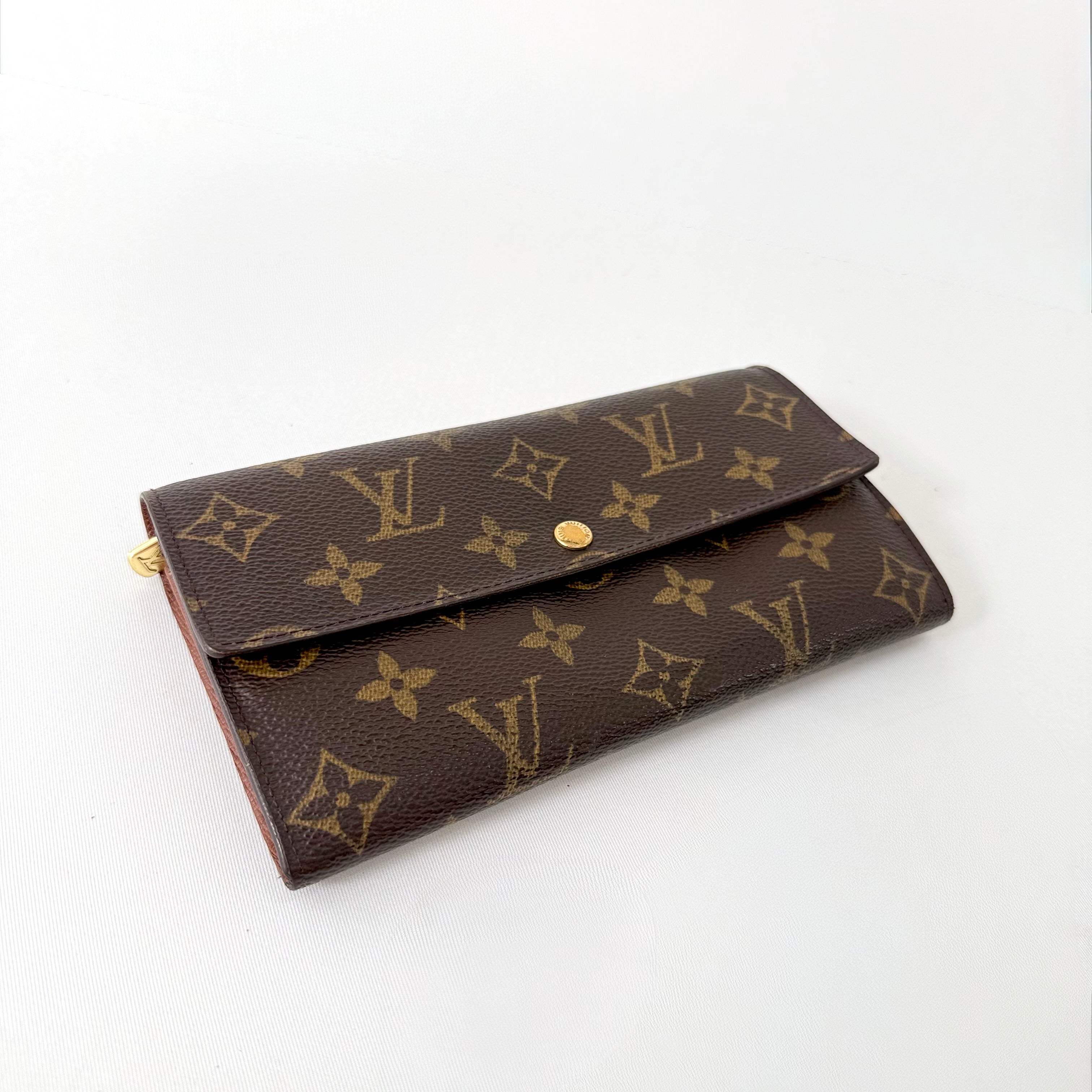 (RESEVRED) Louis Vuitton Sara Monogram Trifold Wallet