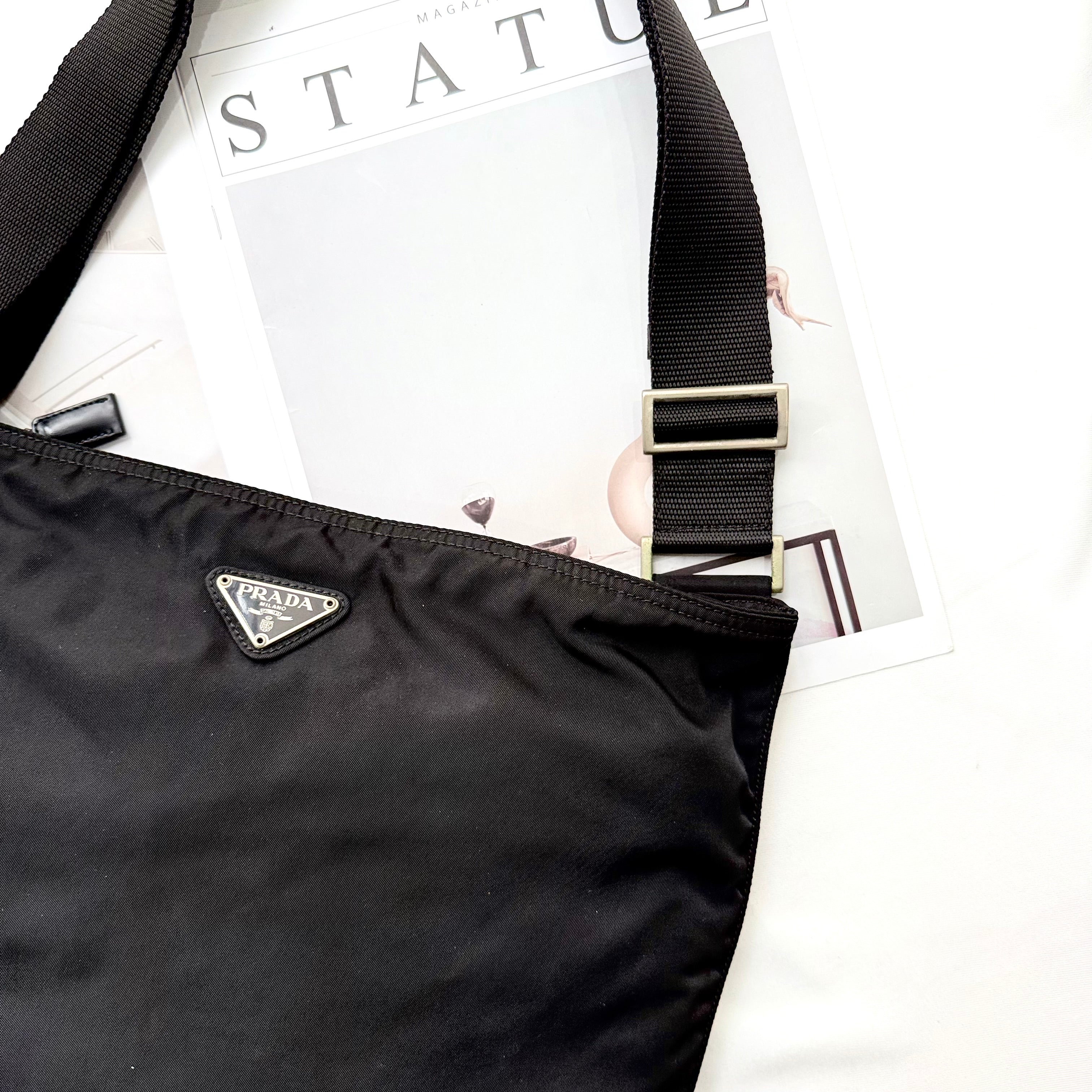 PRADA BLACK NYLON TESSUTO MESSENGER CROSS BODY BAG