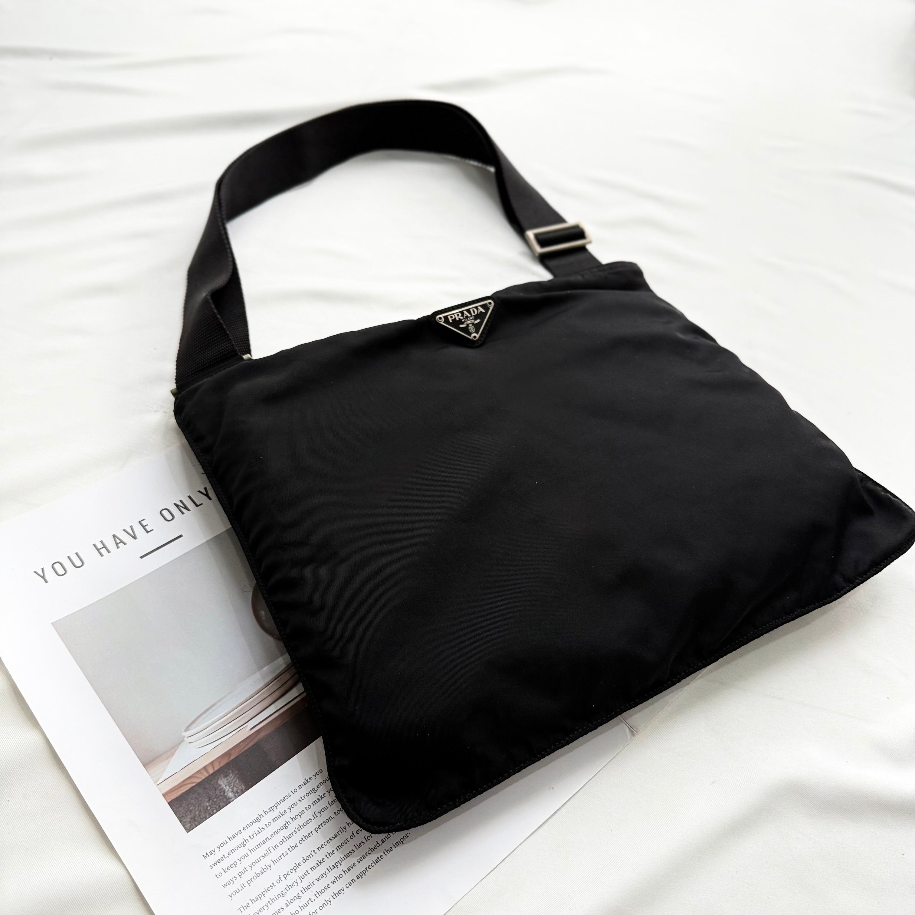 PRADA BLACK NYLON TESSUTO MESSENGER CROSS BODY BAG