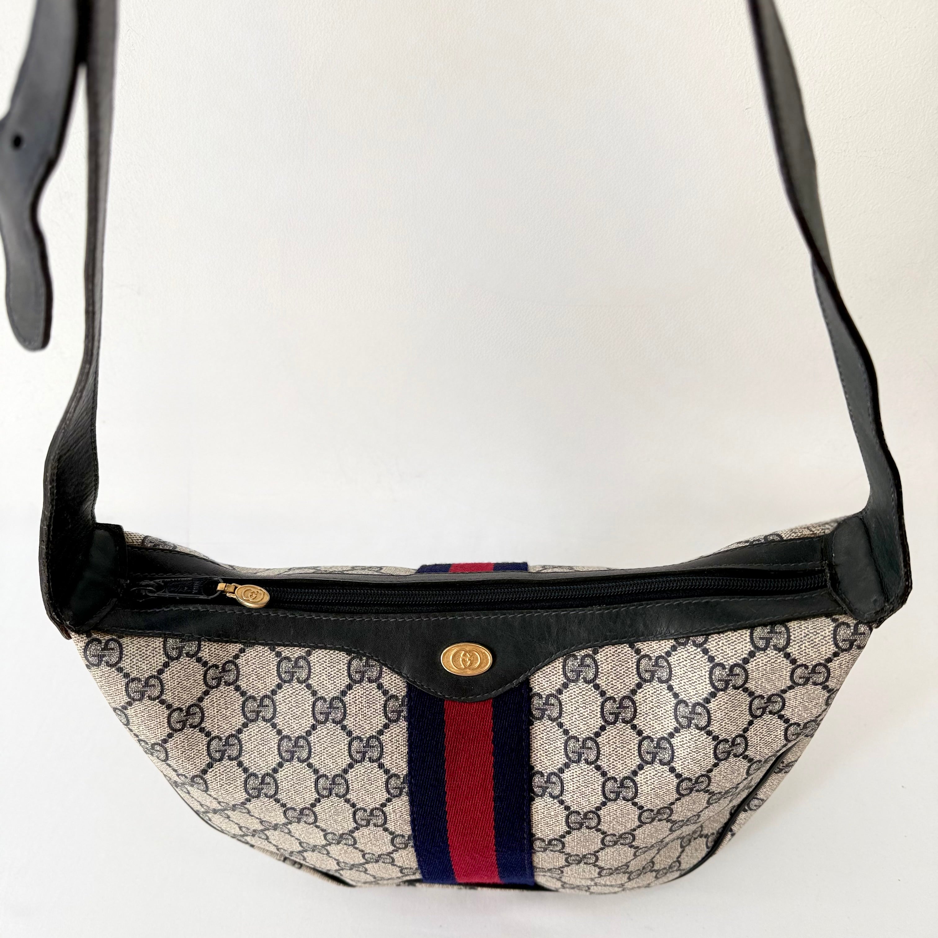 GUCCI GG Supreme Web Sherry Line Shoulder Bag