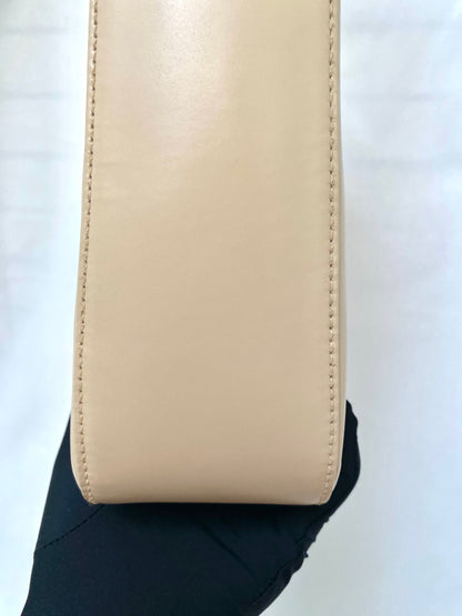 GUCCI Shoulder Bag Enamel Beige Patent Leather