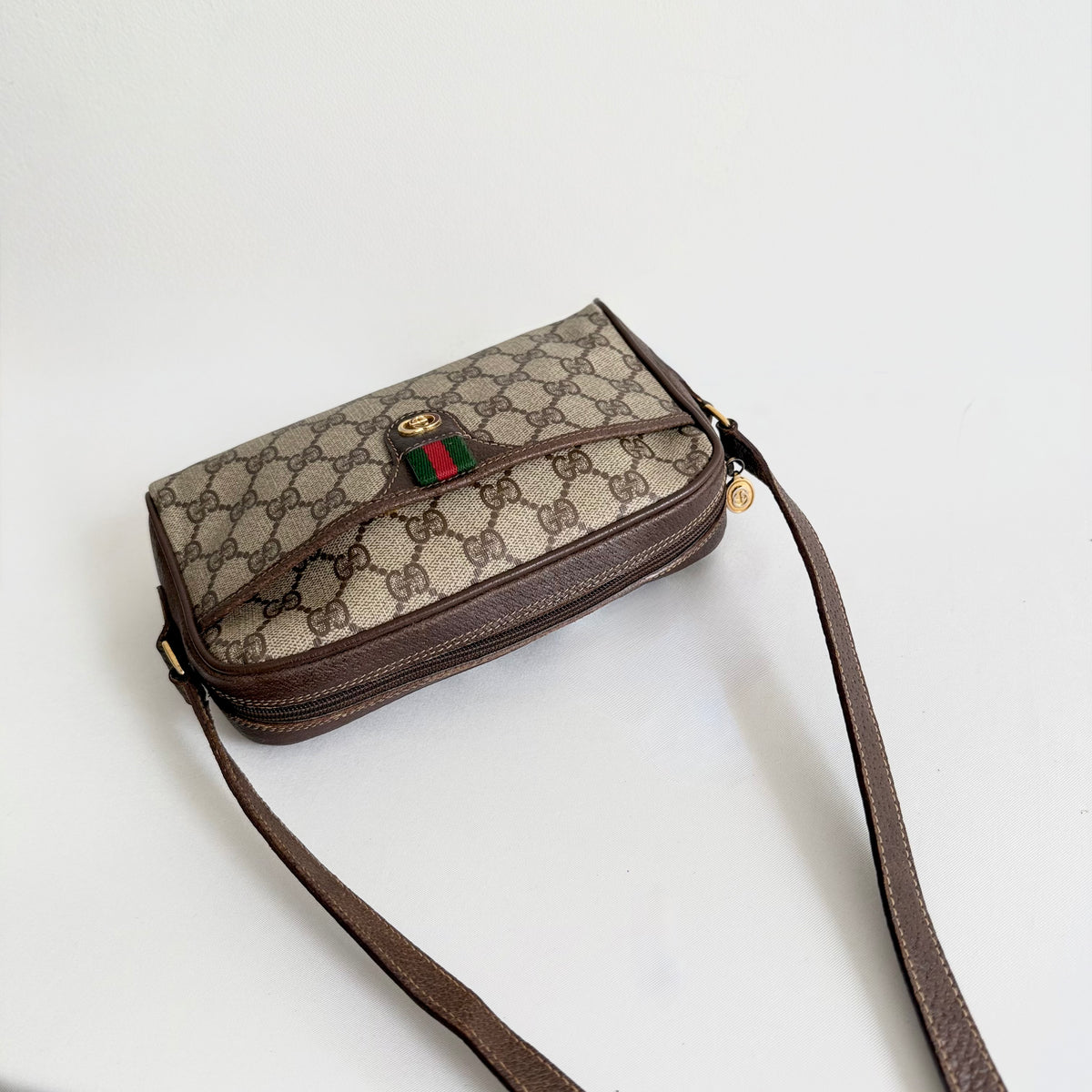 Gucci GG Sherry Line Crossbody Bag