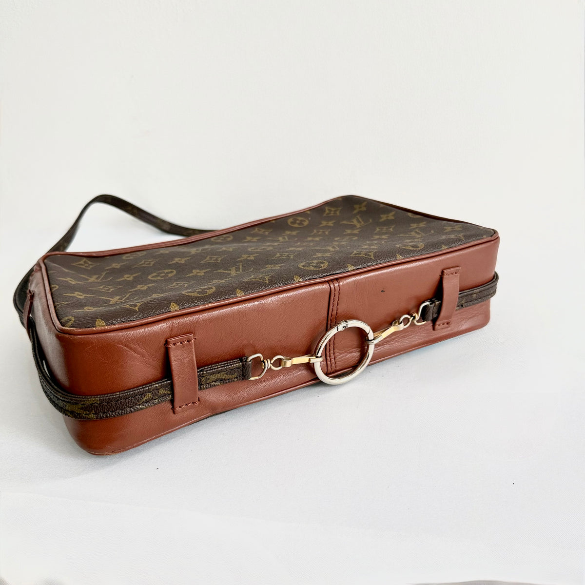 Louis Vuitton Monogram Sac Bandoulière 30