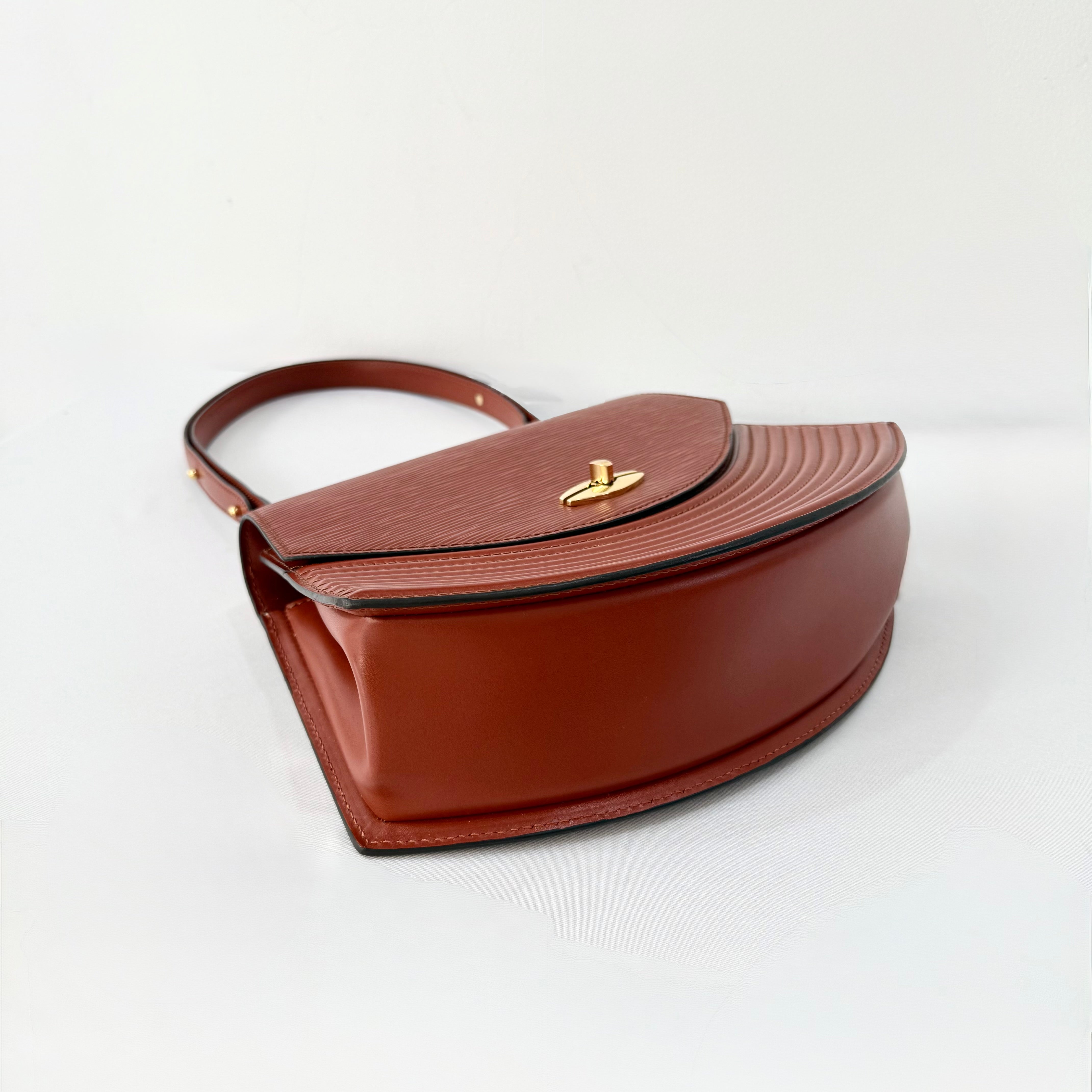 Louis Vuitton Tilsitt Epi