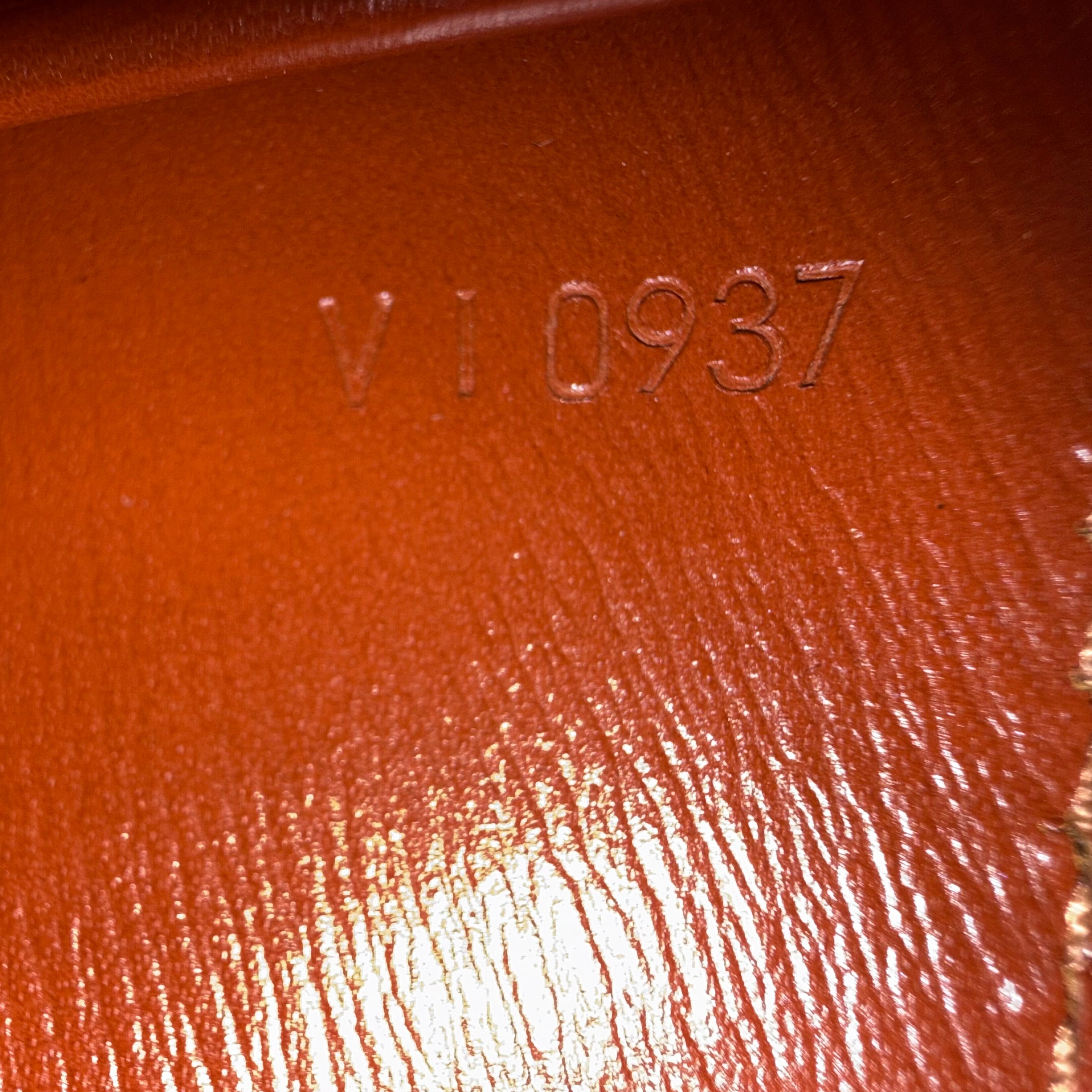 Louis Vuitton Tilsitt Epi