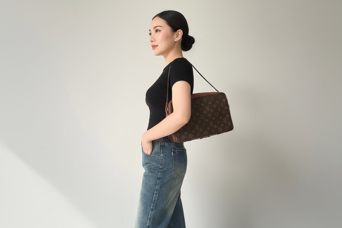 Louis Vuitton Monogram Sac Bandoulière 30