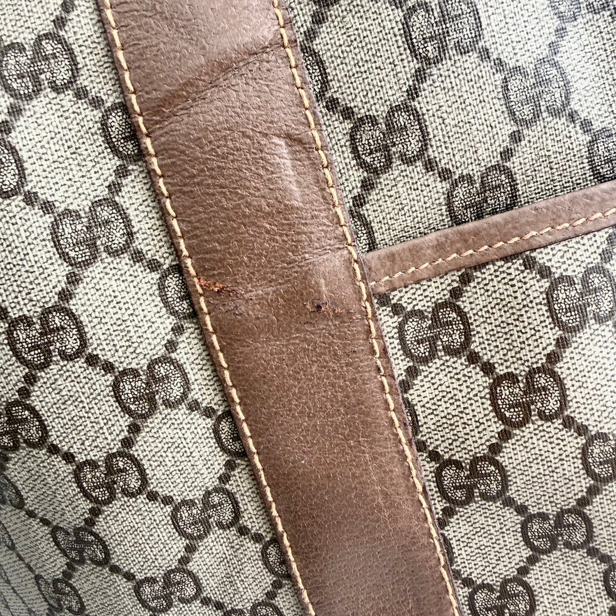 Gucci Large Tote in GG Supreme Canvas