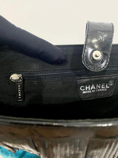 Chanel Vintage Fringe CC Tote Quilted Printed Canvas