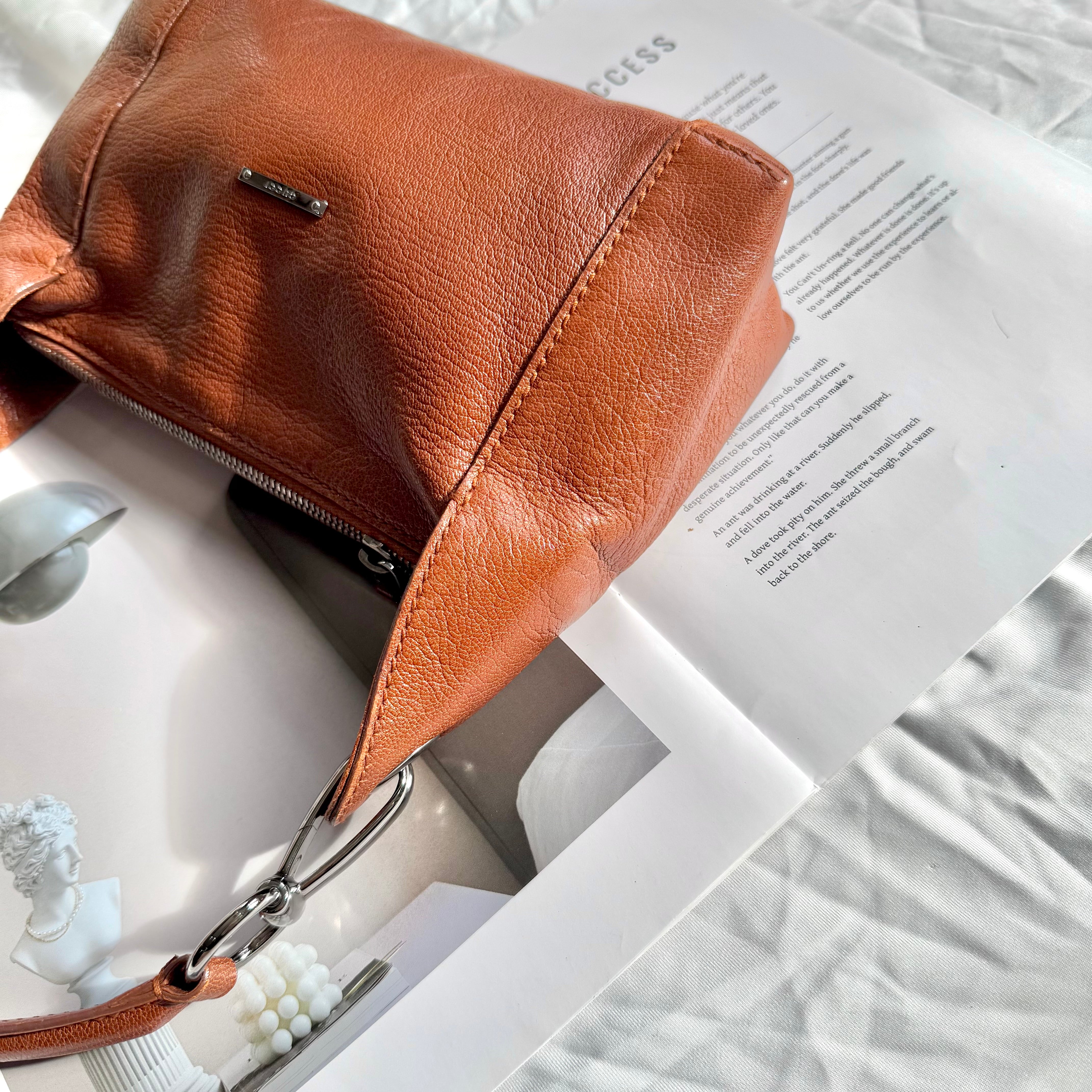 Gucci Vintage Brown Leather Shoulder Bag