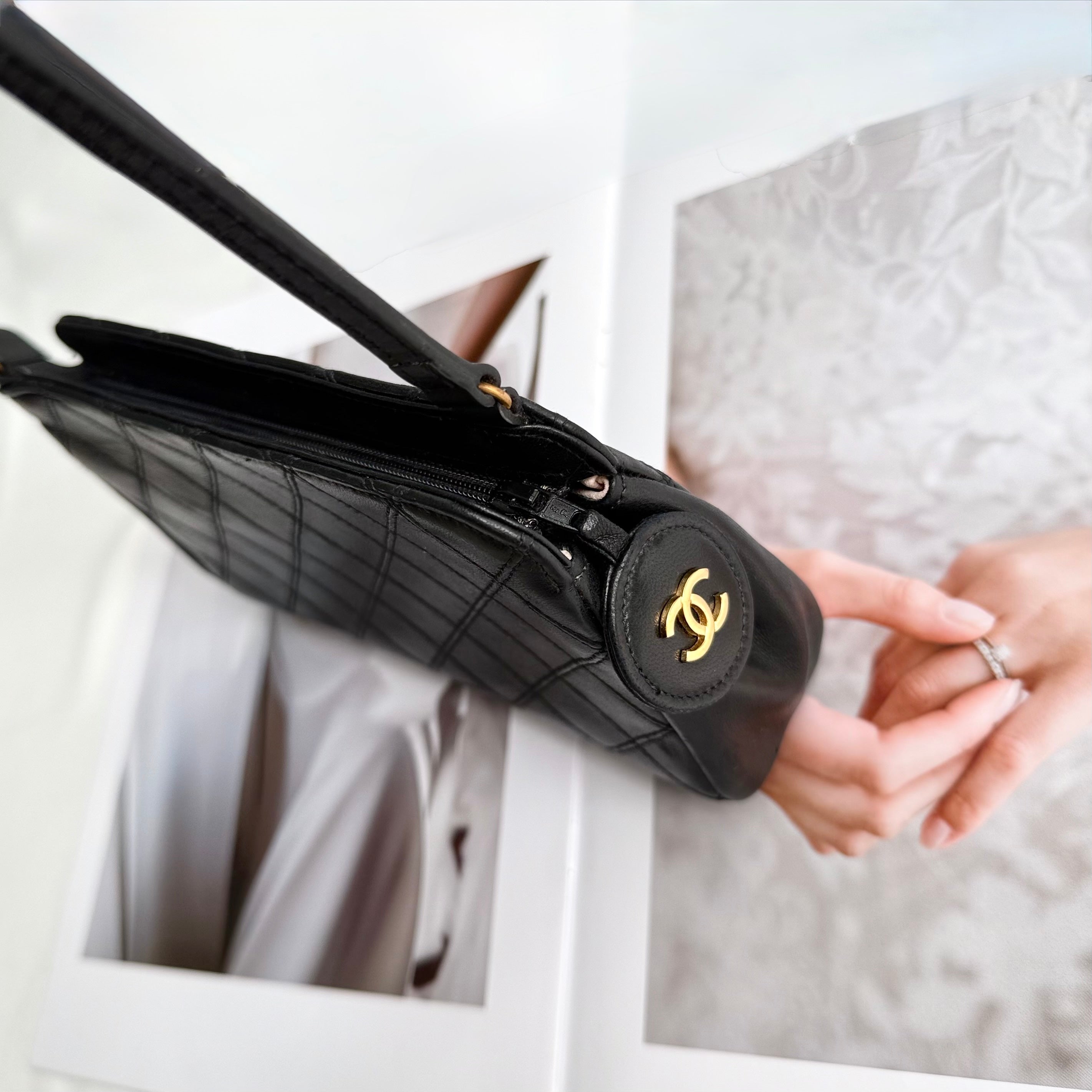 CHANEL CC Quilted Shoulder Bag