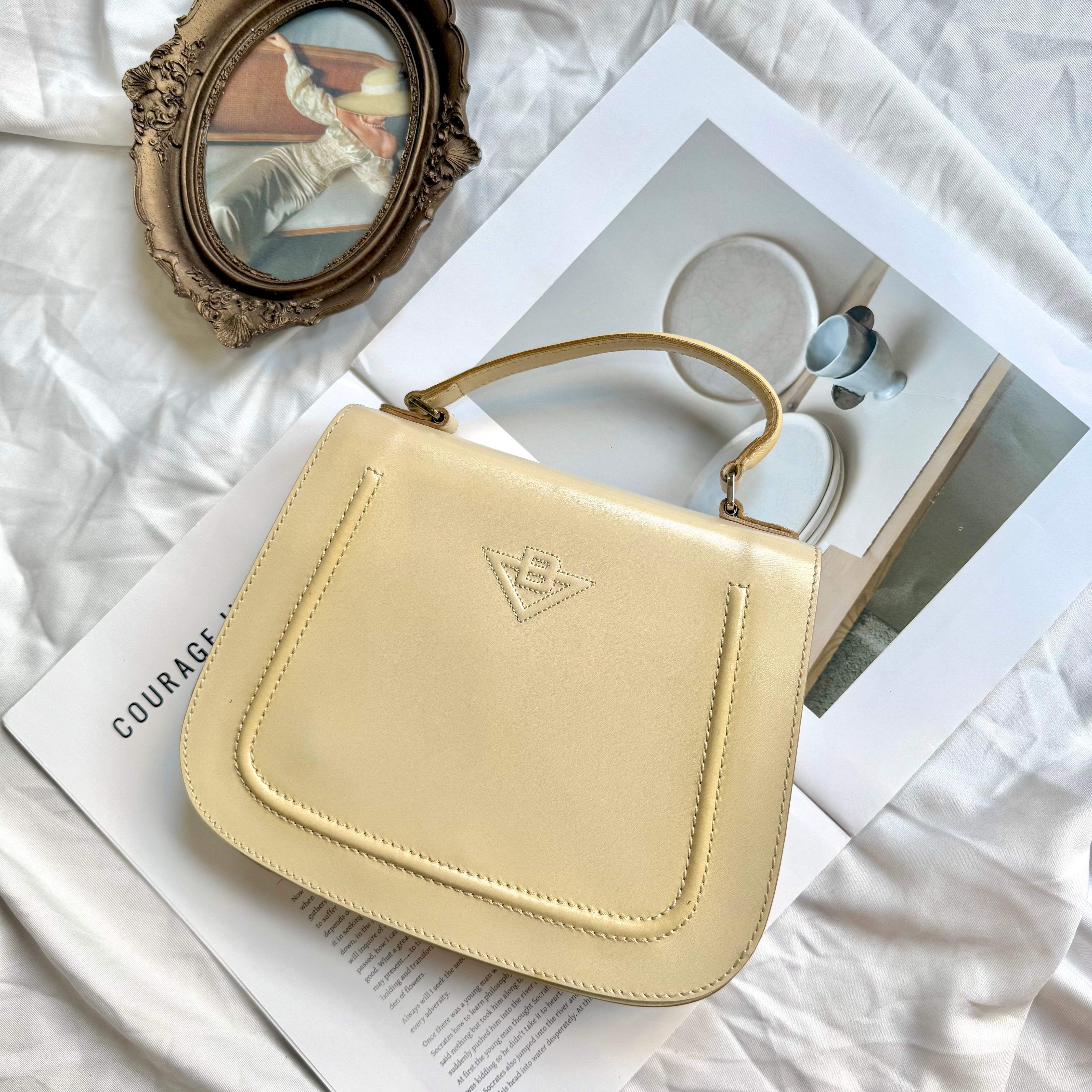 (Reserved) BOTTEGA VENETA White Leather Crossbody Bag