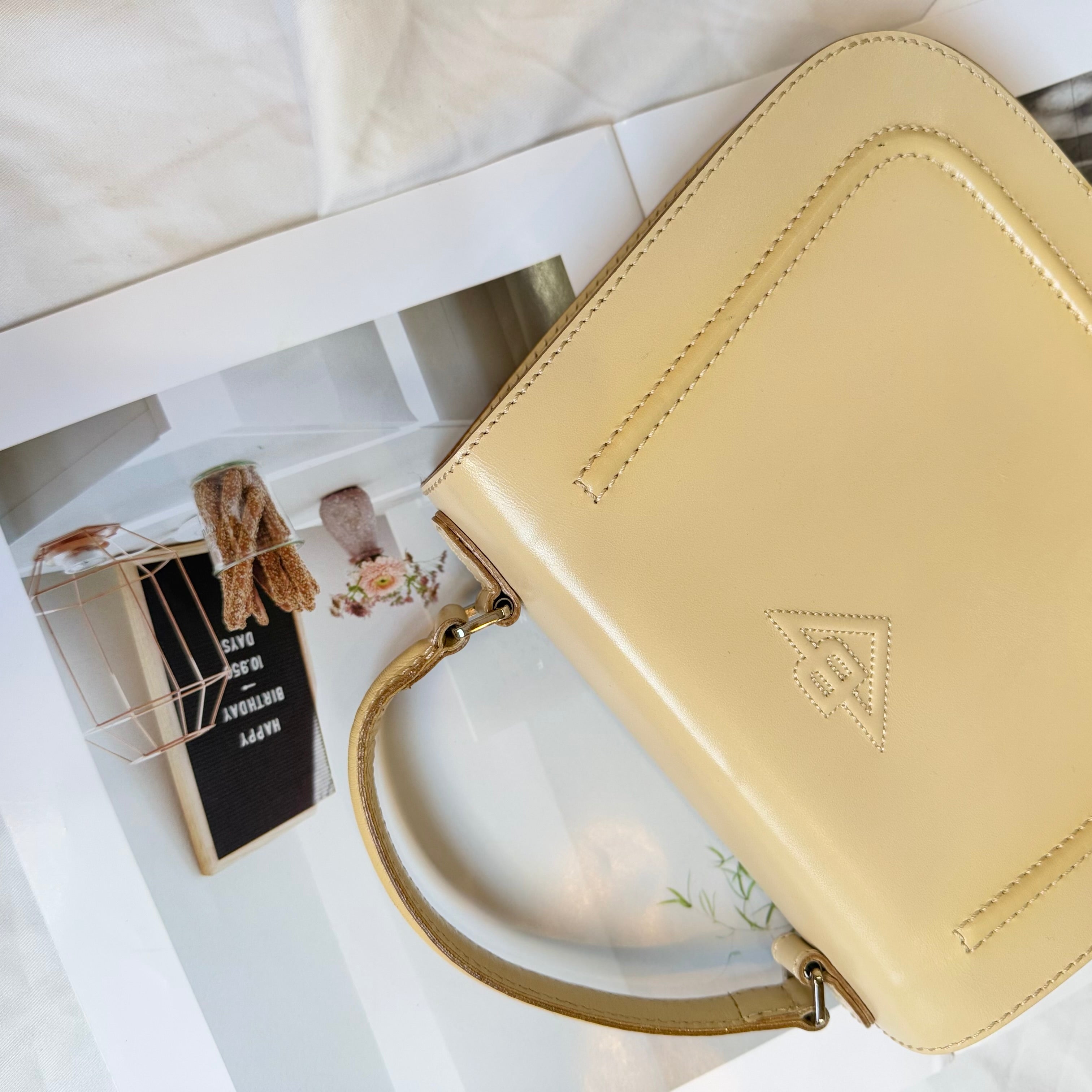 (Reserved) BOTTEGA VENETA White Leather Crossbody Bag