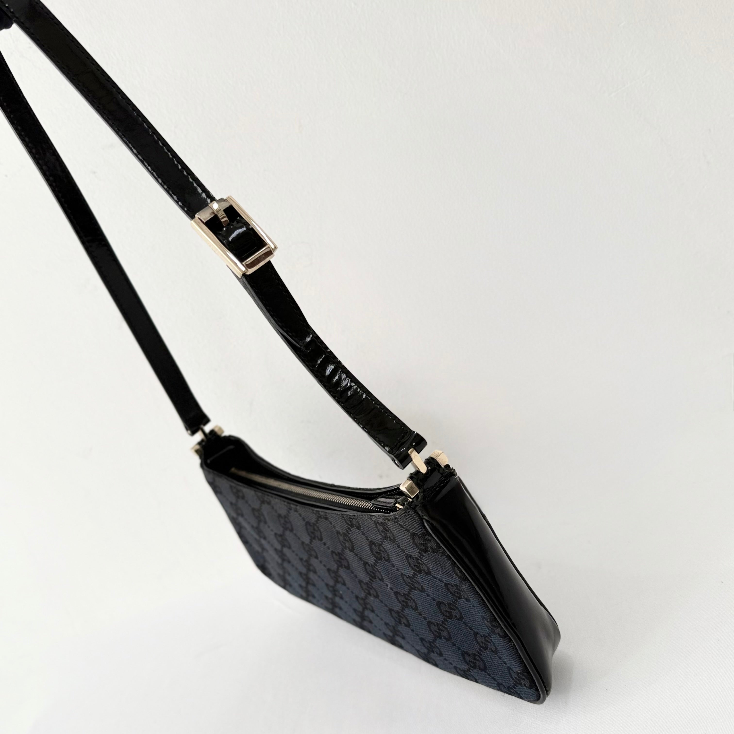 Gucci GG Canvas Pochette shoulder bag