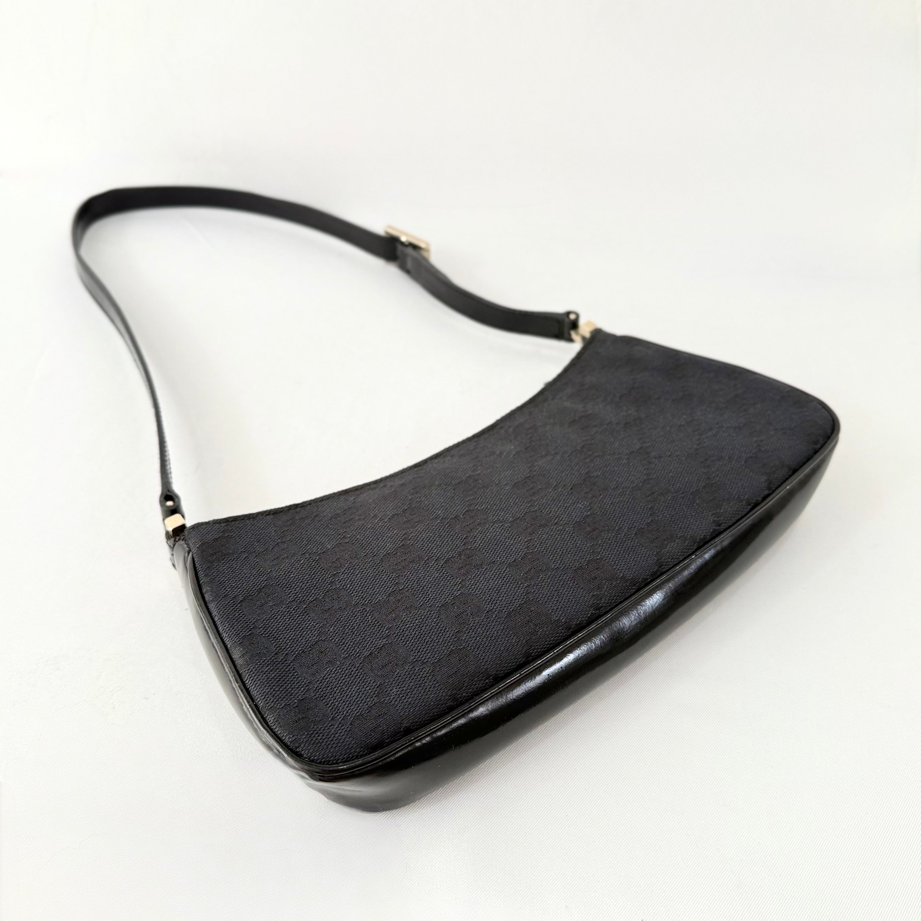 Gucci GG Canvas Pochette shoulder bag