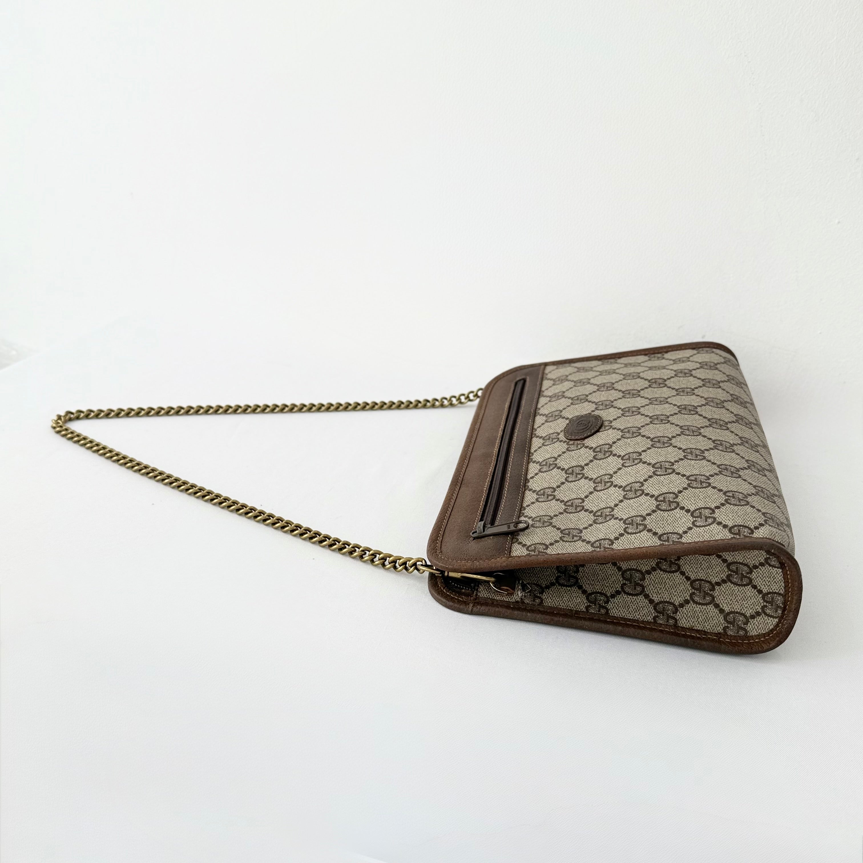 GUCCI GG Supreme Pochette Bag